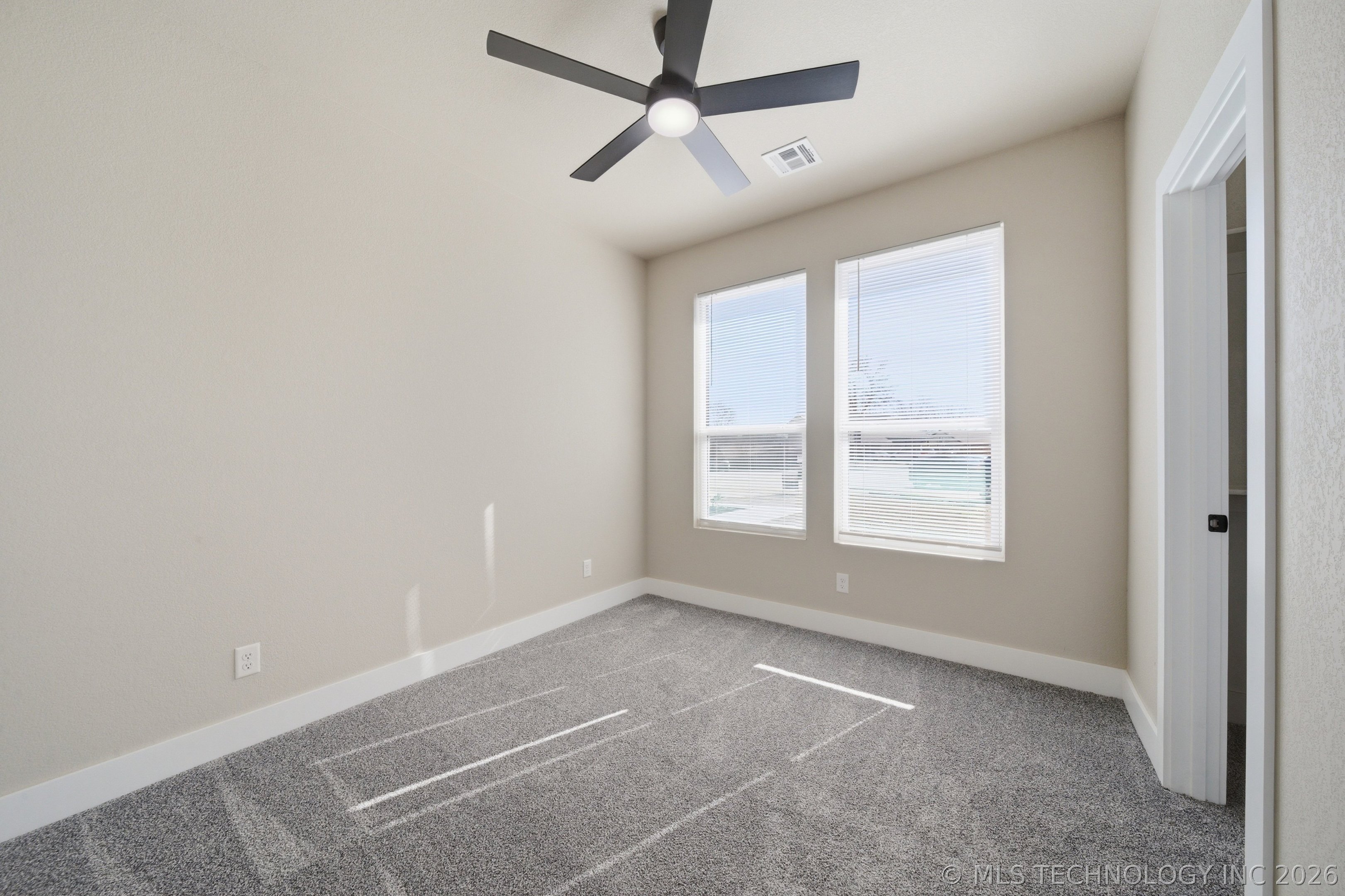 13801 E 32nd Street Property Photo 22