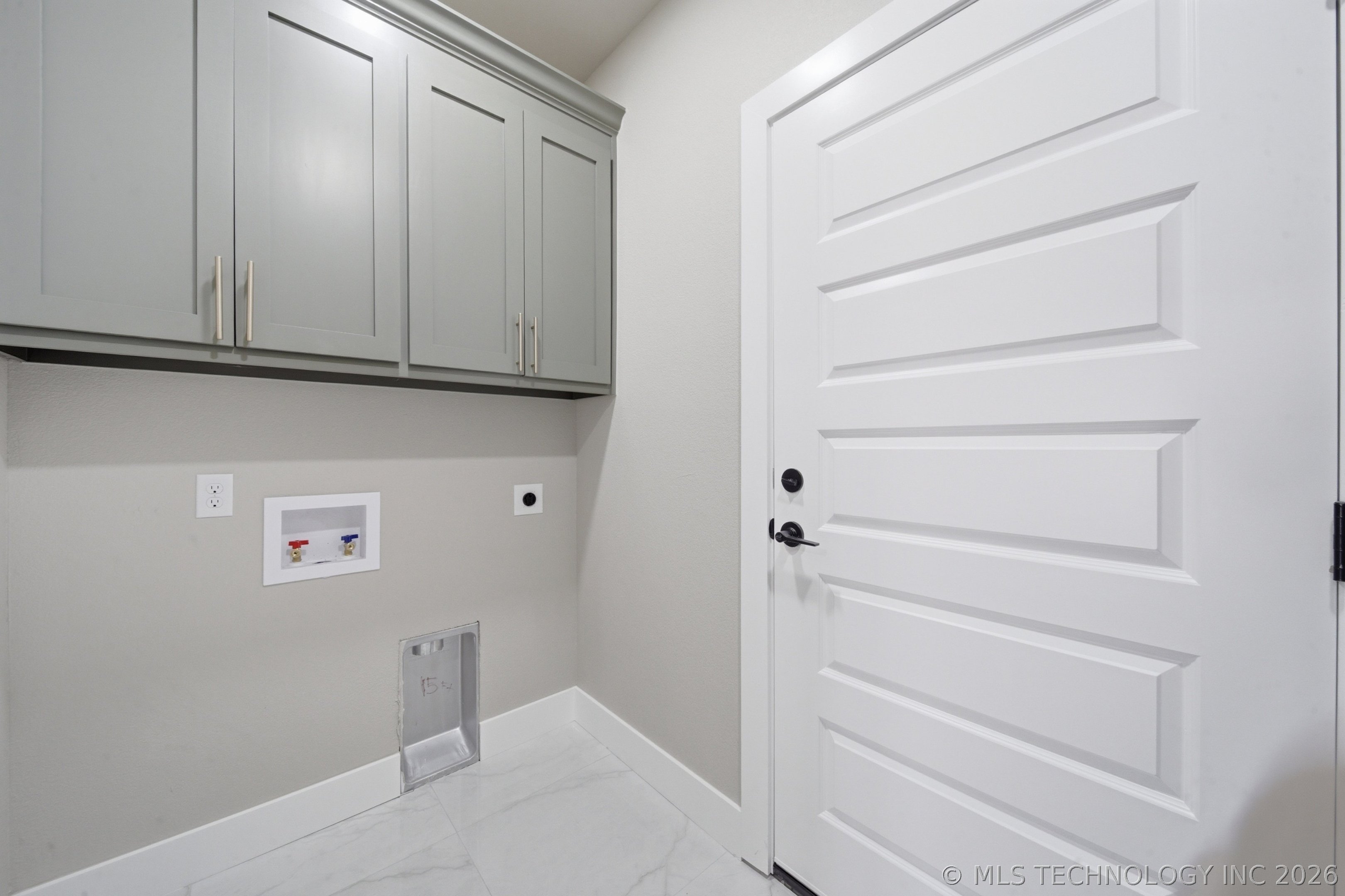 13801 E 32nd Street Property Photo 26
