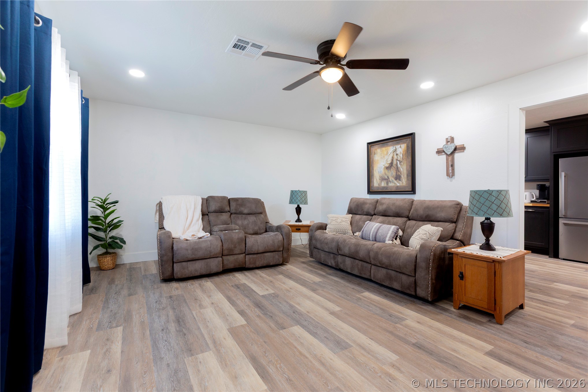 2710 Hardy Springs Road Property Photo 4