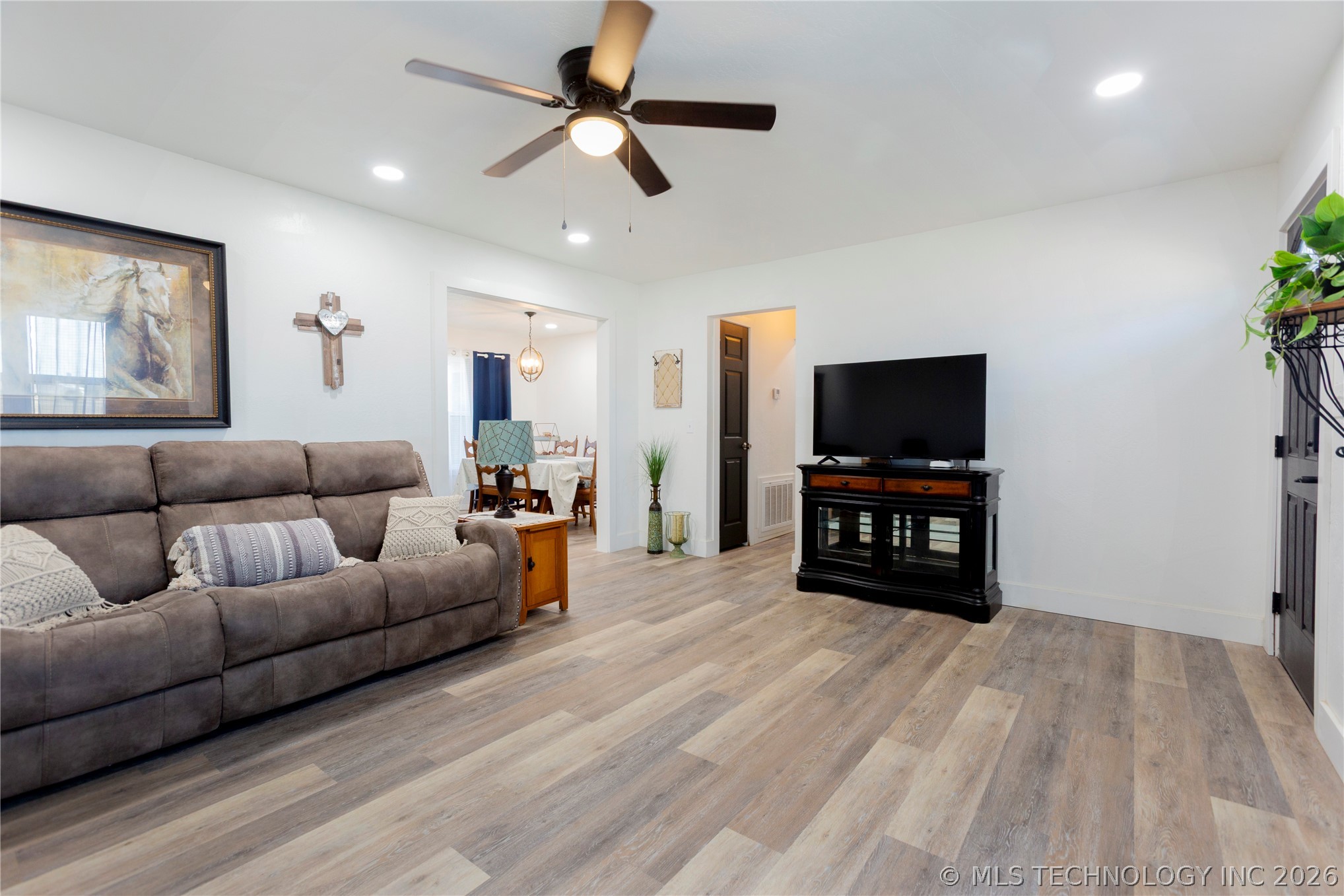 2710 Hardy Springs Road Property Photo 5