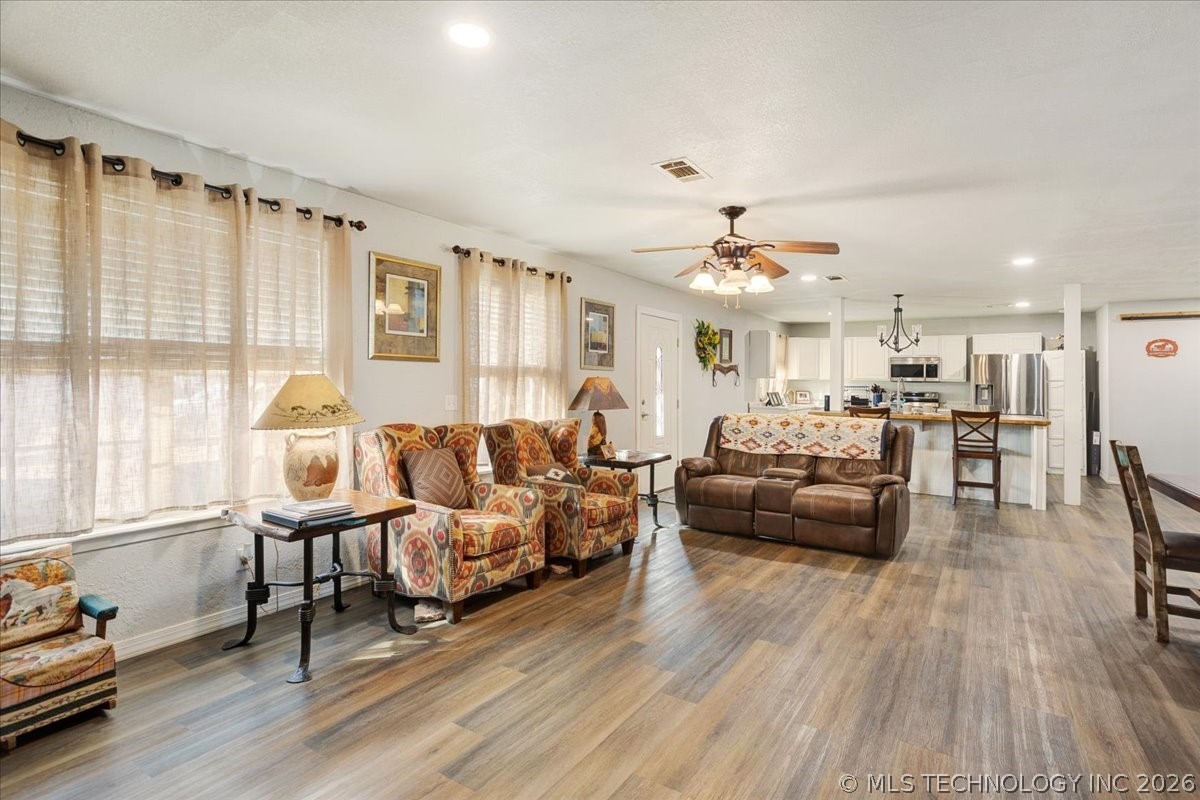 401 Washington Avenue Property Photo 4