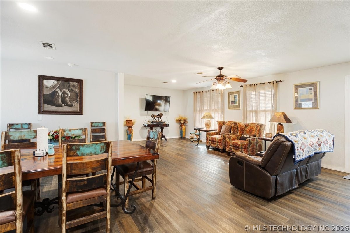 401 Washington Avenue Property Photo 9