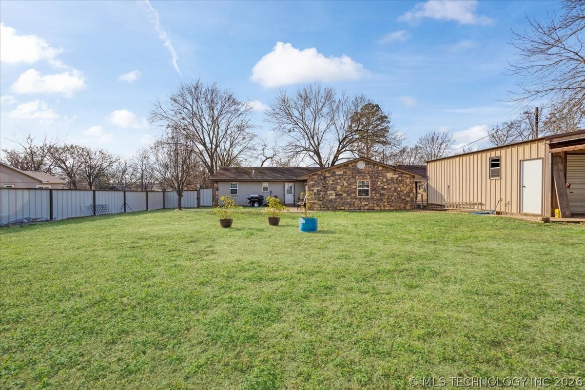 401 Washington Avenue Property Photo 25