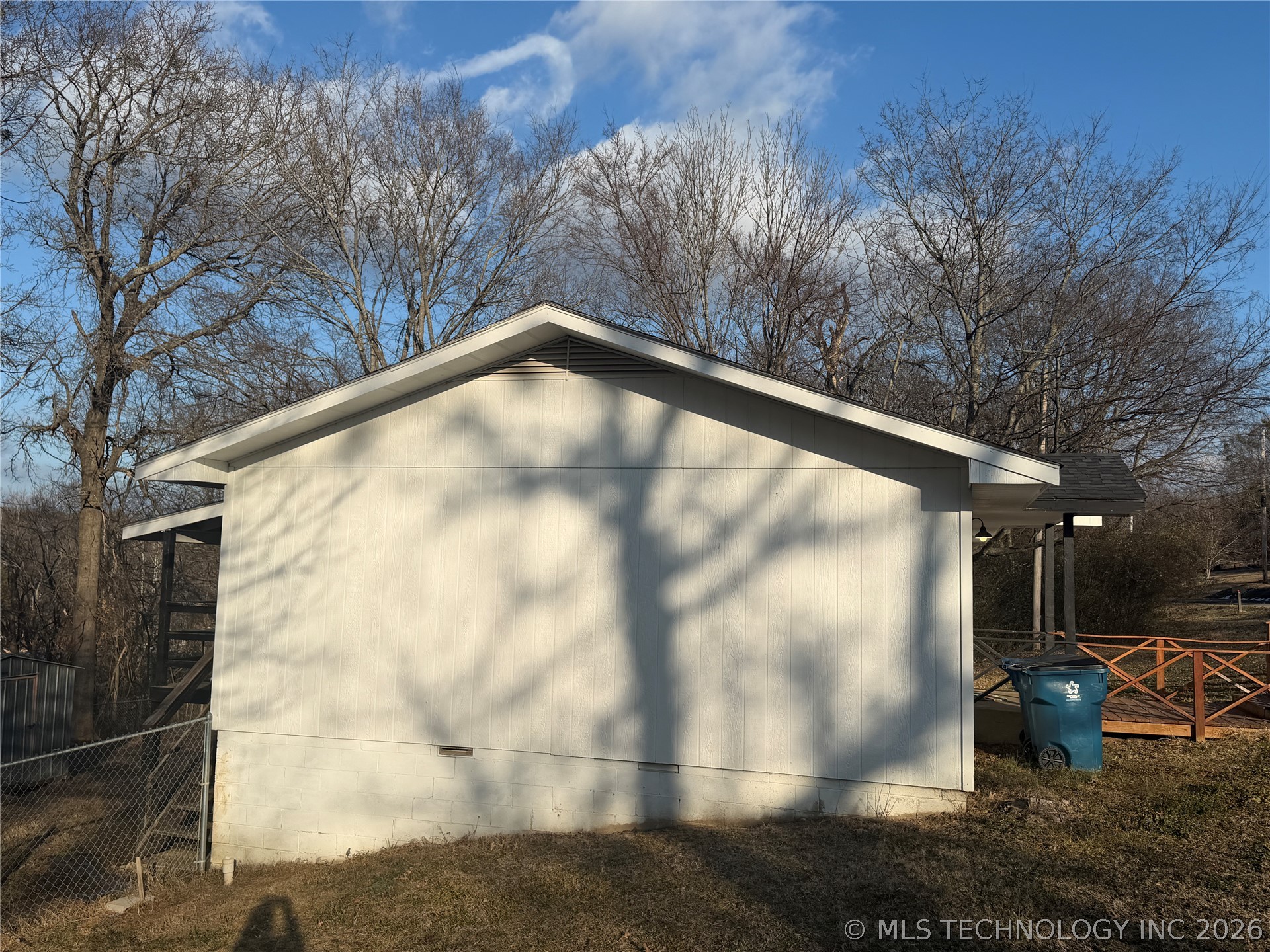 203 E Cedar Avenue Property Photo 6