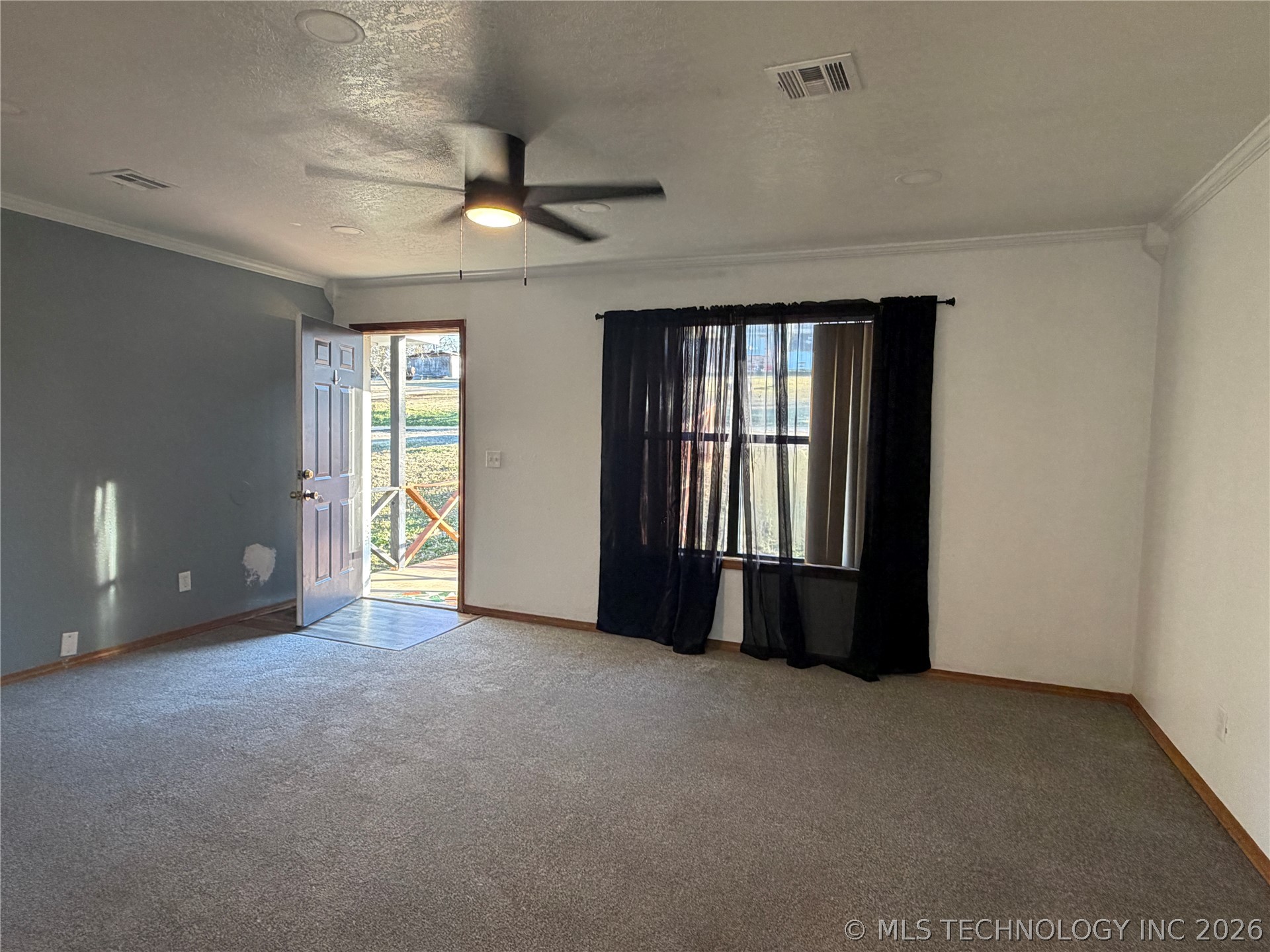 203 E Cedar Avenue Property Photo 9