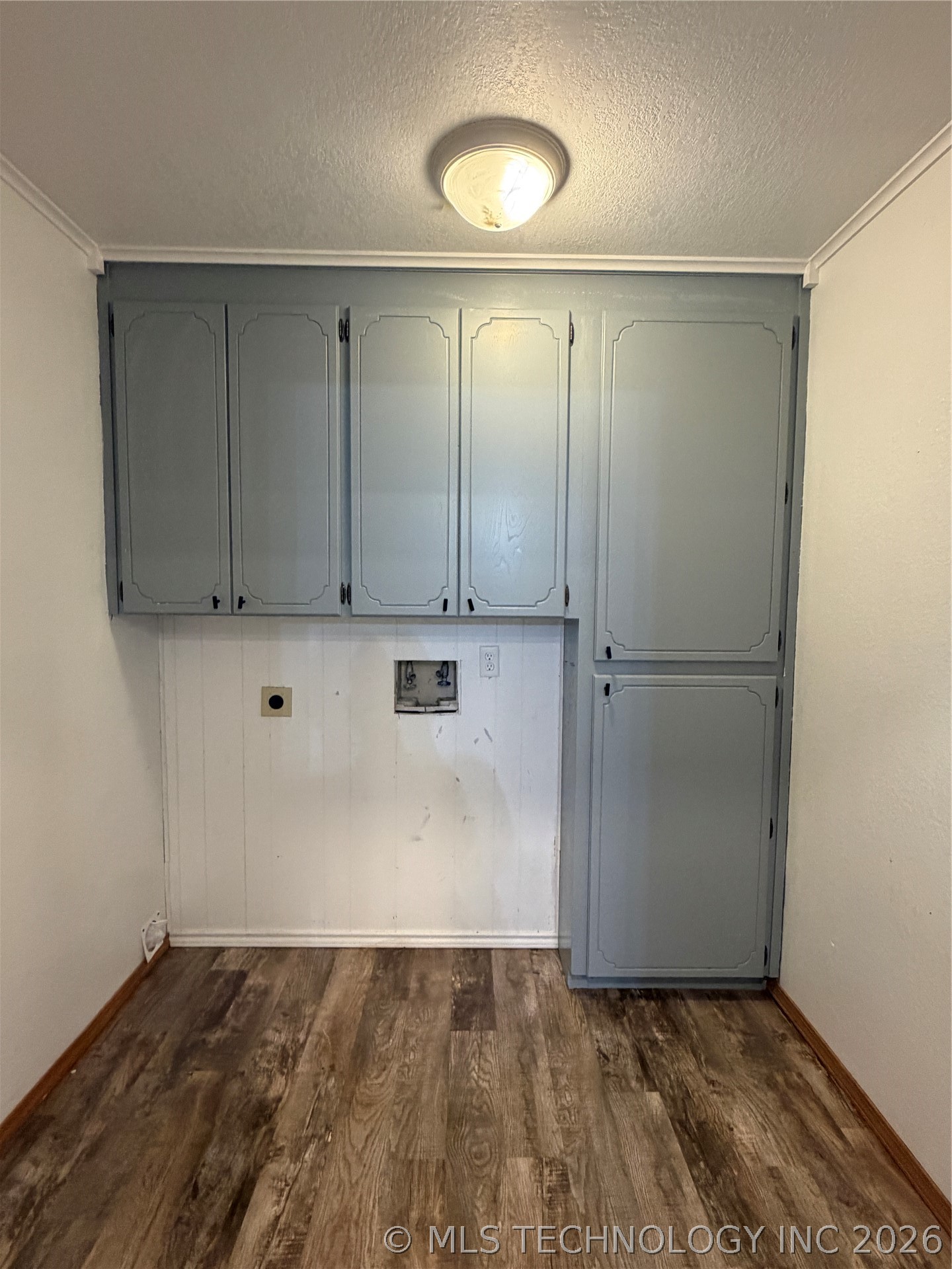 203 E Cedar Avenue Property Photo 13