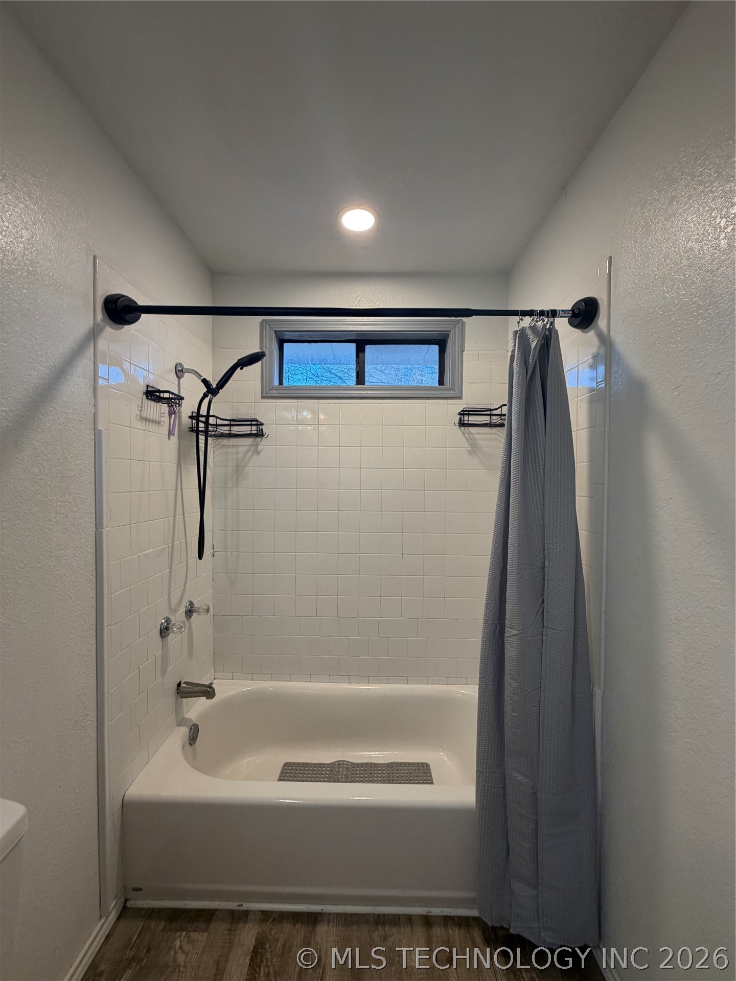 203 E Cedar Avenue Property Photo 16