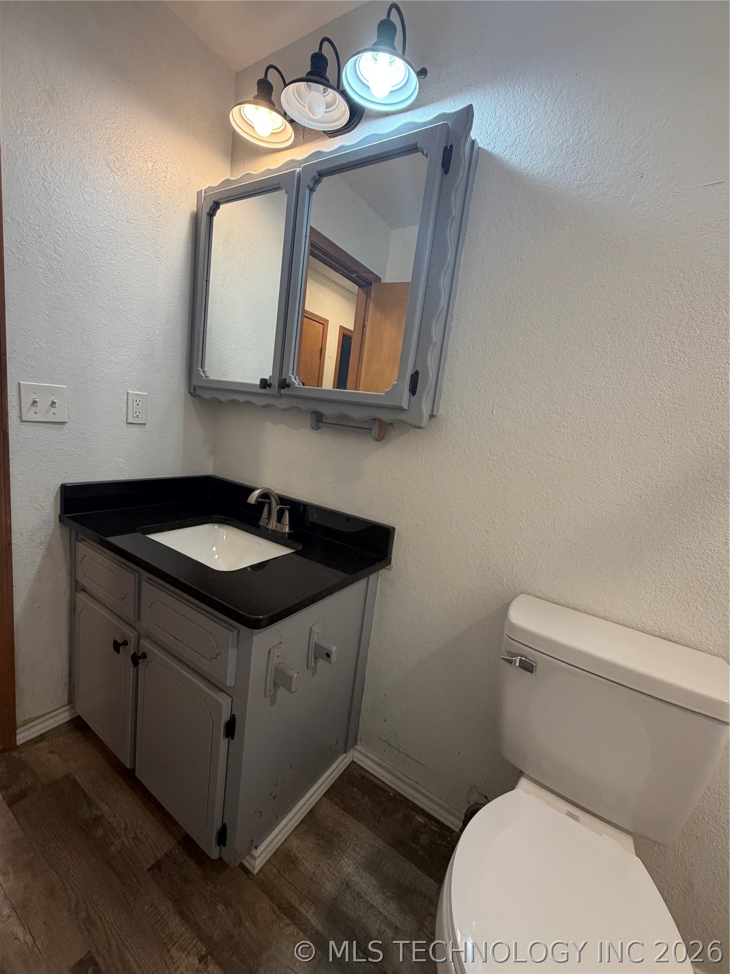 203 E Cedar Avenue Property Photo 17