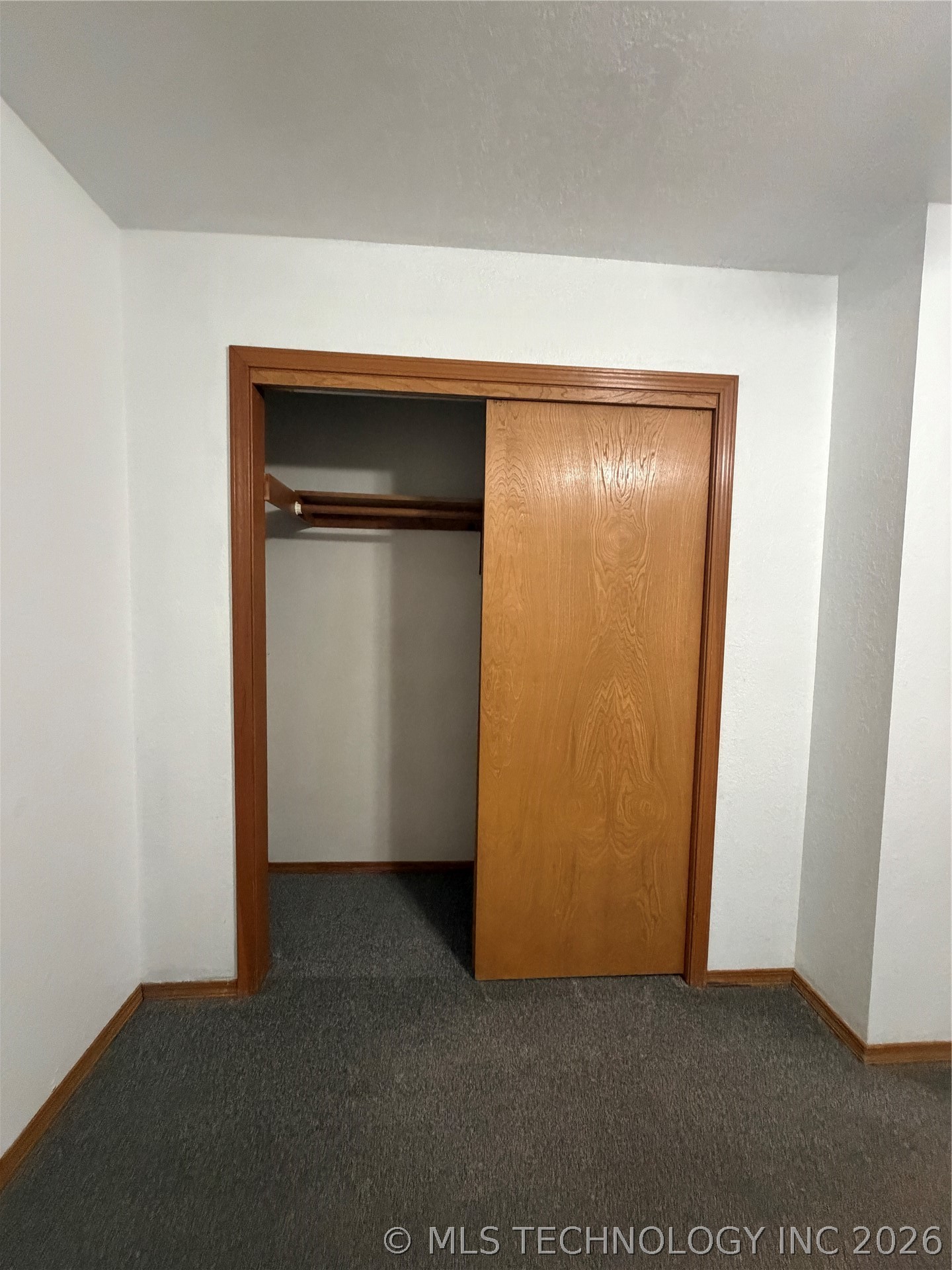 203 E Cedar Avenue Property Photo 19