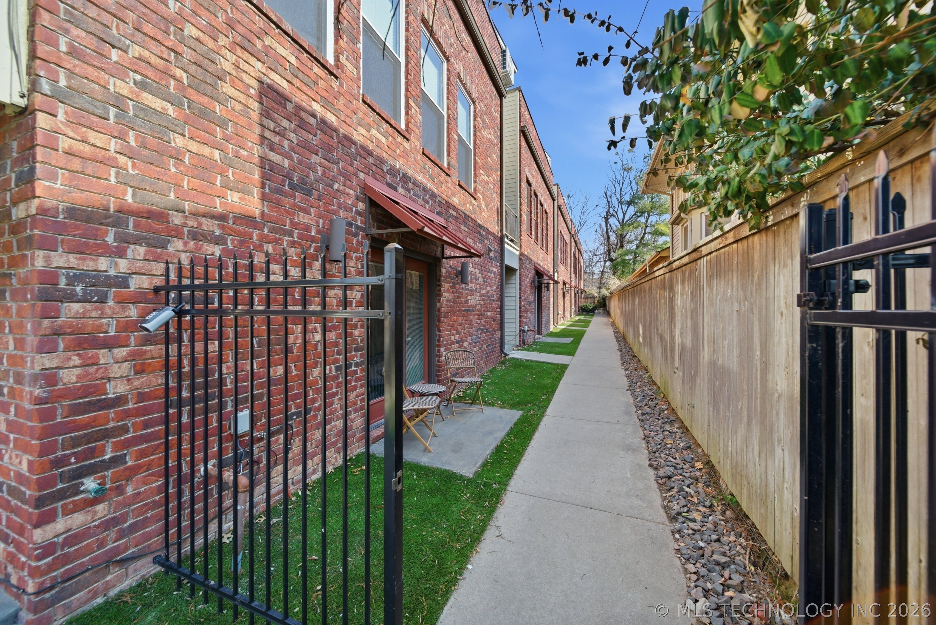 1907 S Boston Avenue 1907c Property Photo 5