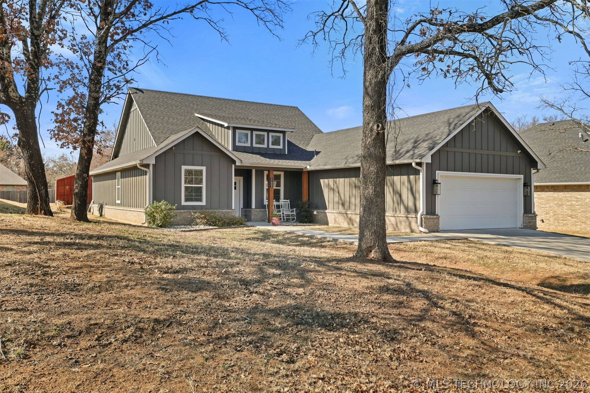11845 Oak Ridge Drive Property Photo 1
