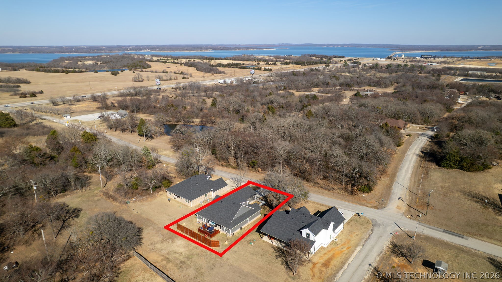 11845 Oak Ridge Drive Property Photo 6