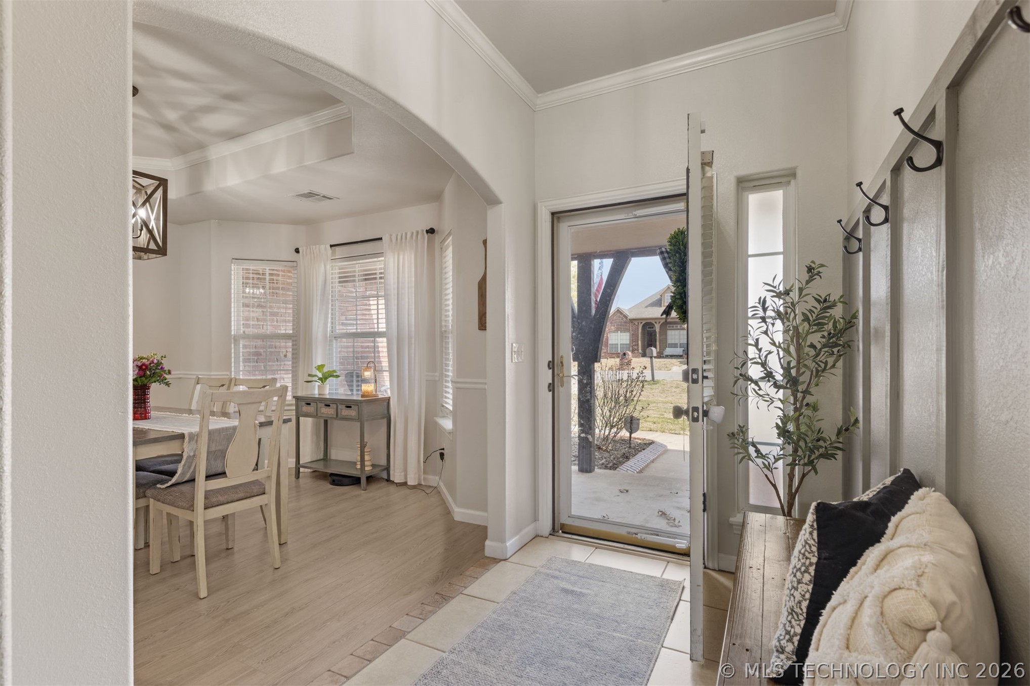 13556 S 235th East Avenue Property Photo 4