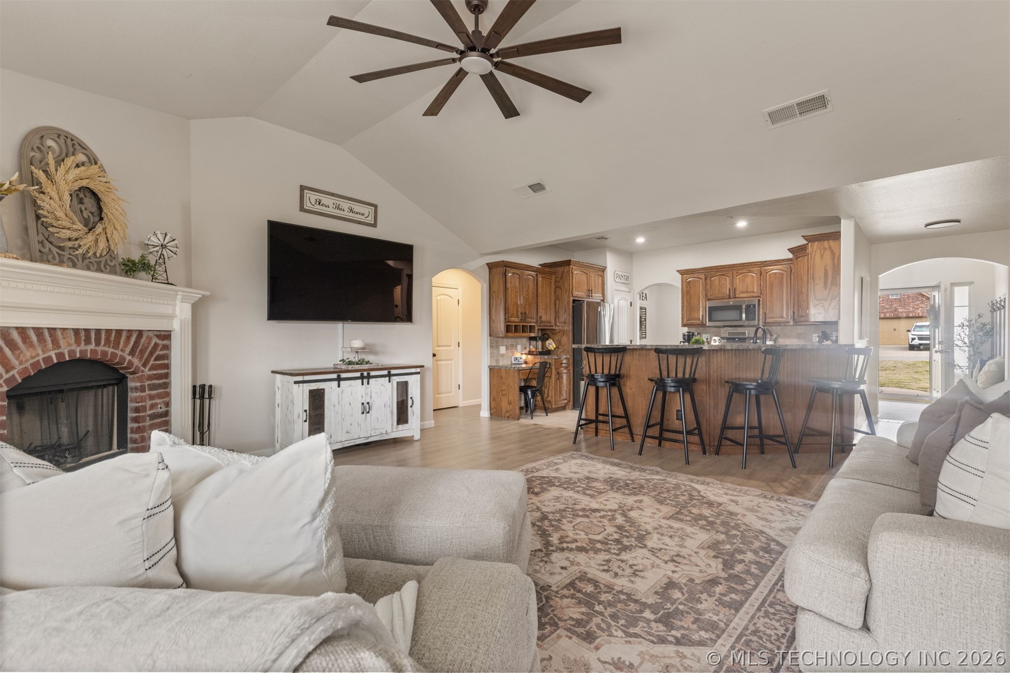 13556 S 235th East Avenue Property Photo 11