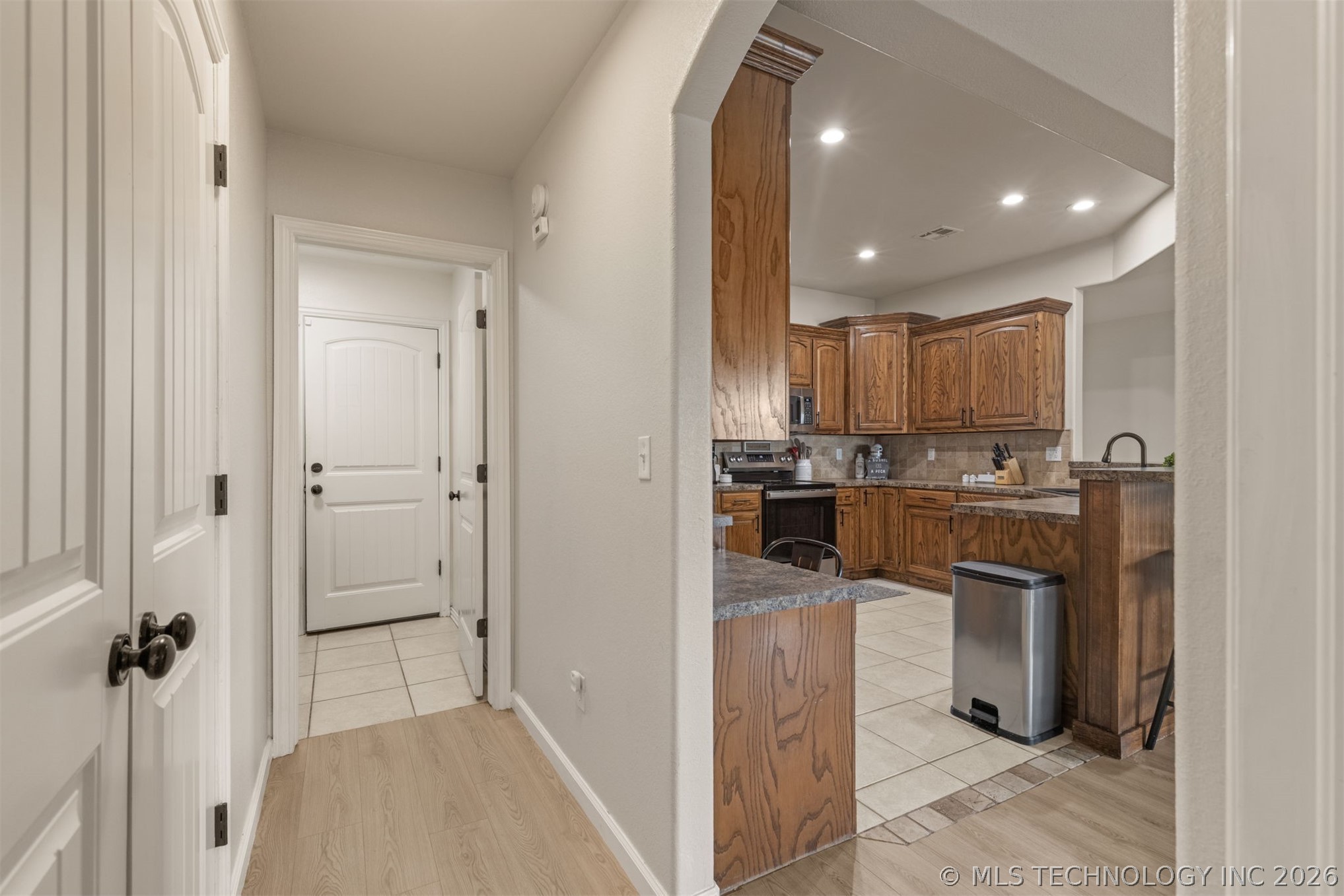 13556 S 235th East Avenue Property Photo 32