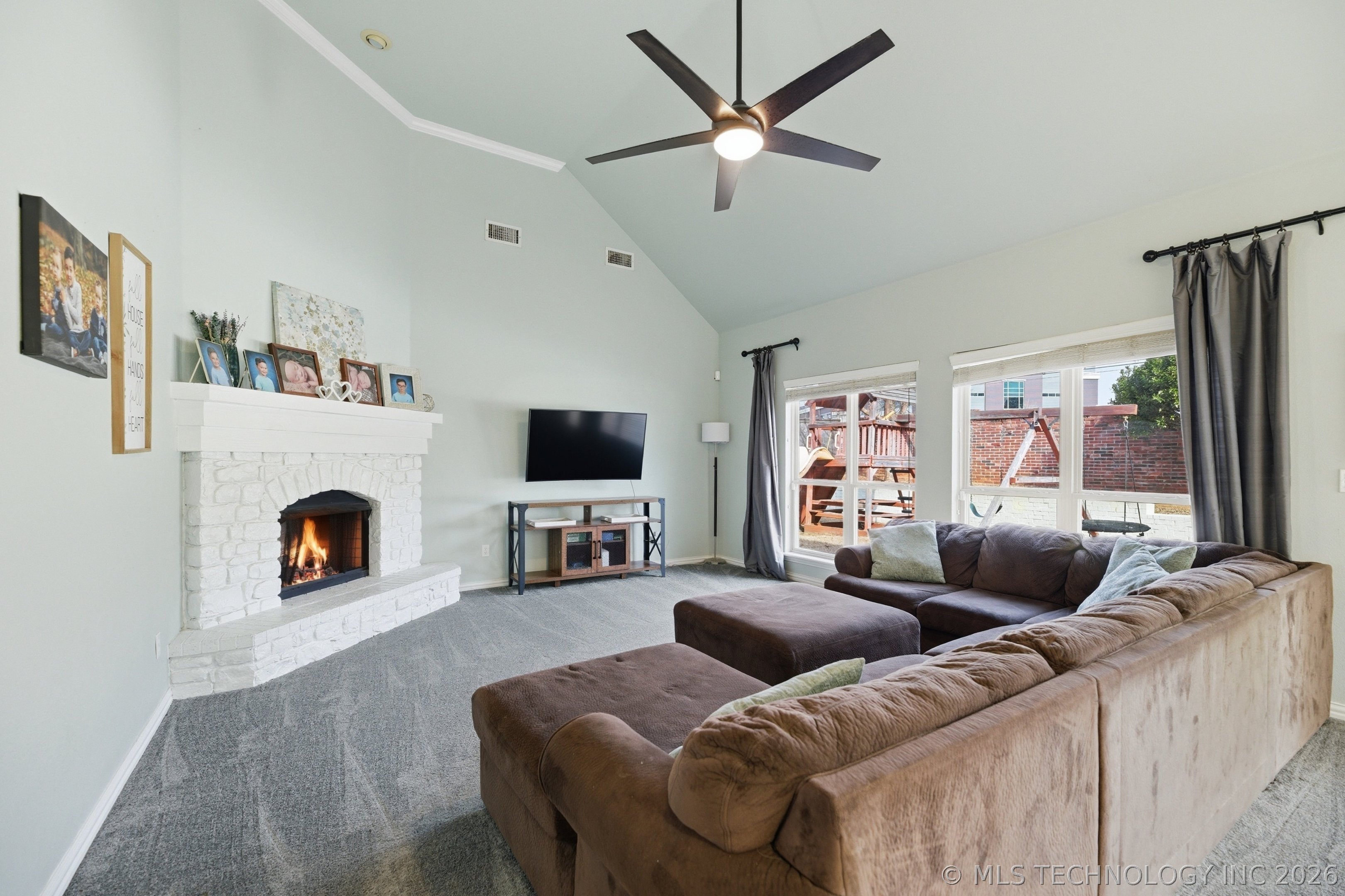 7725 S Frisco Avenue Property Photo 3