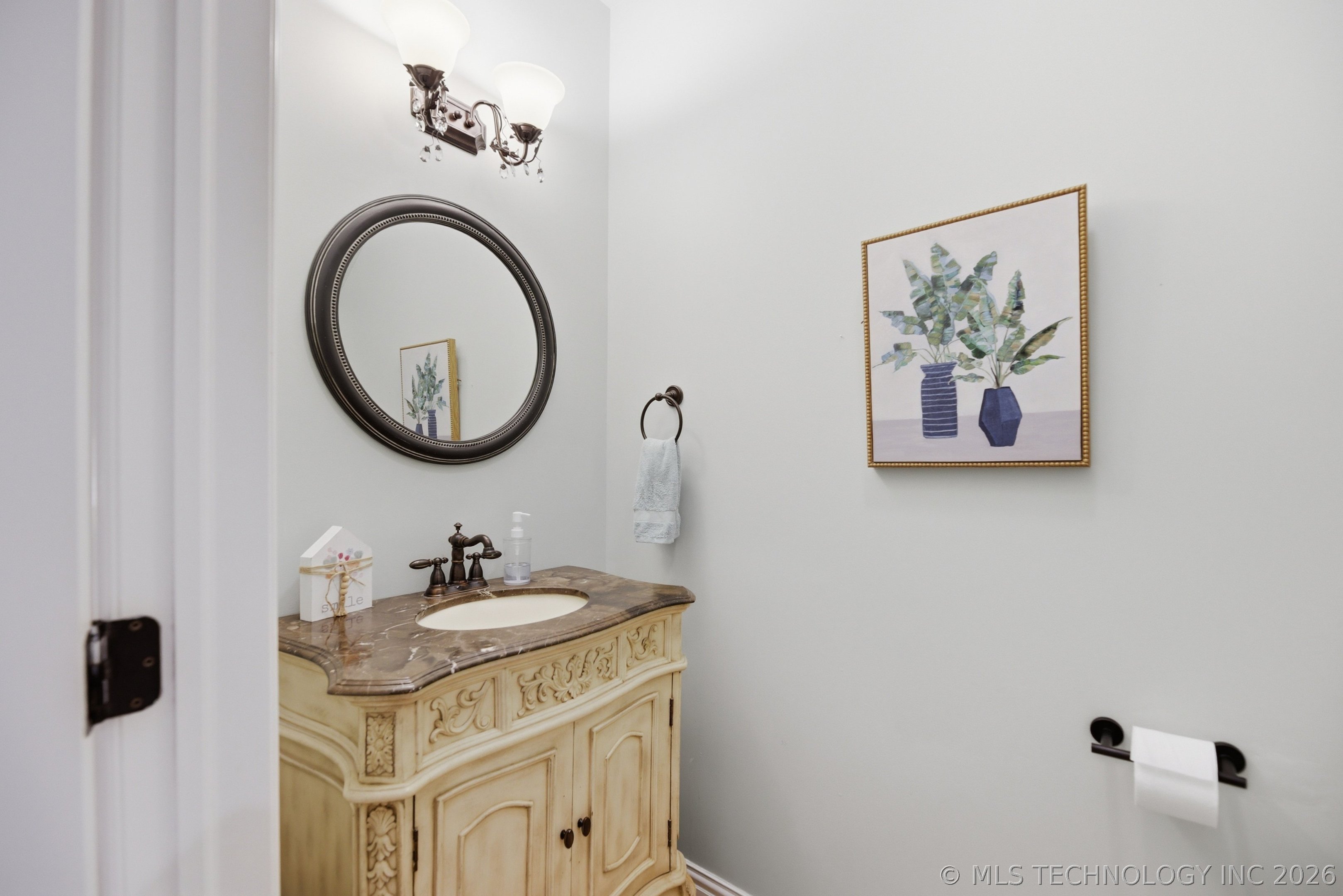 7725 S Frisco Avenue Property Photo 14