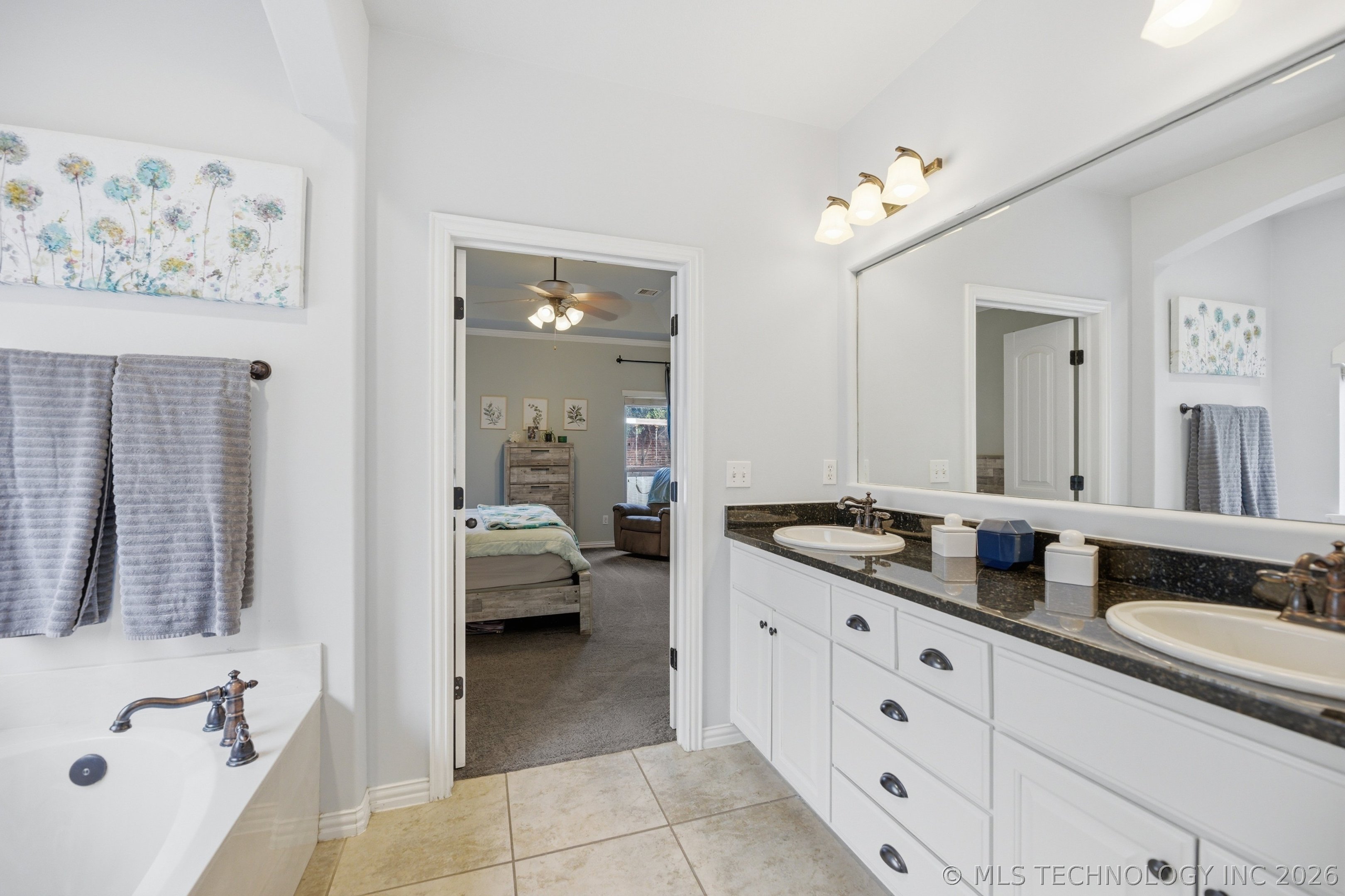 7725 S Frisco Avenue Property Photo 18