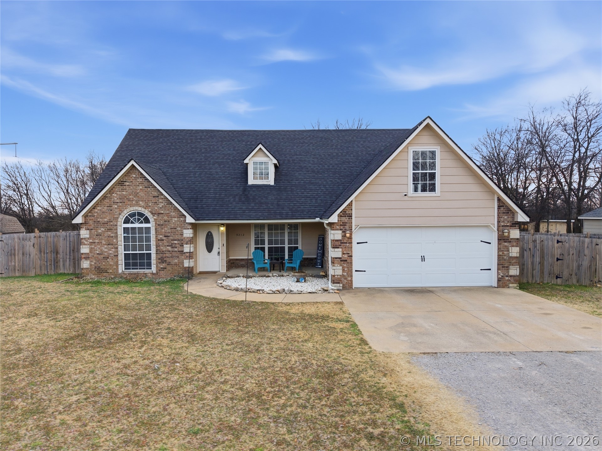 9212 E Shiloh Road Property Photo 1