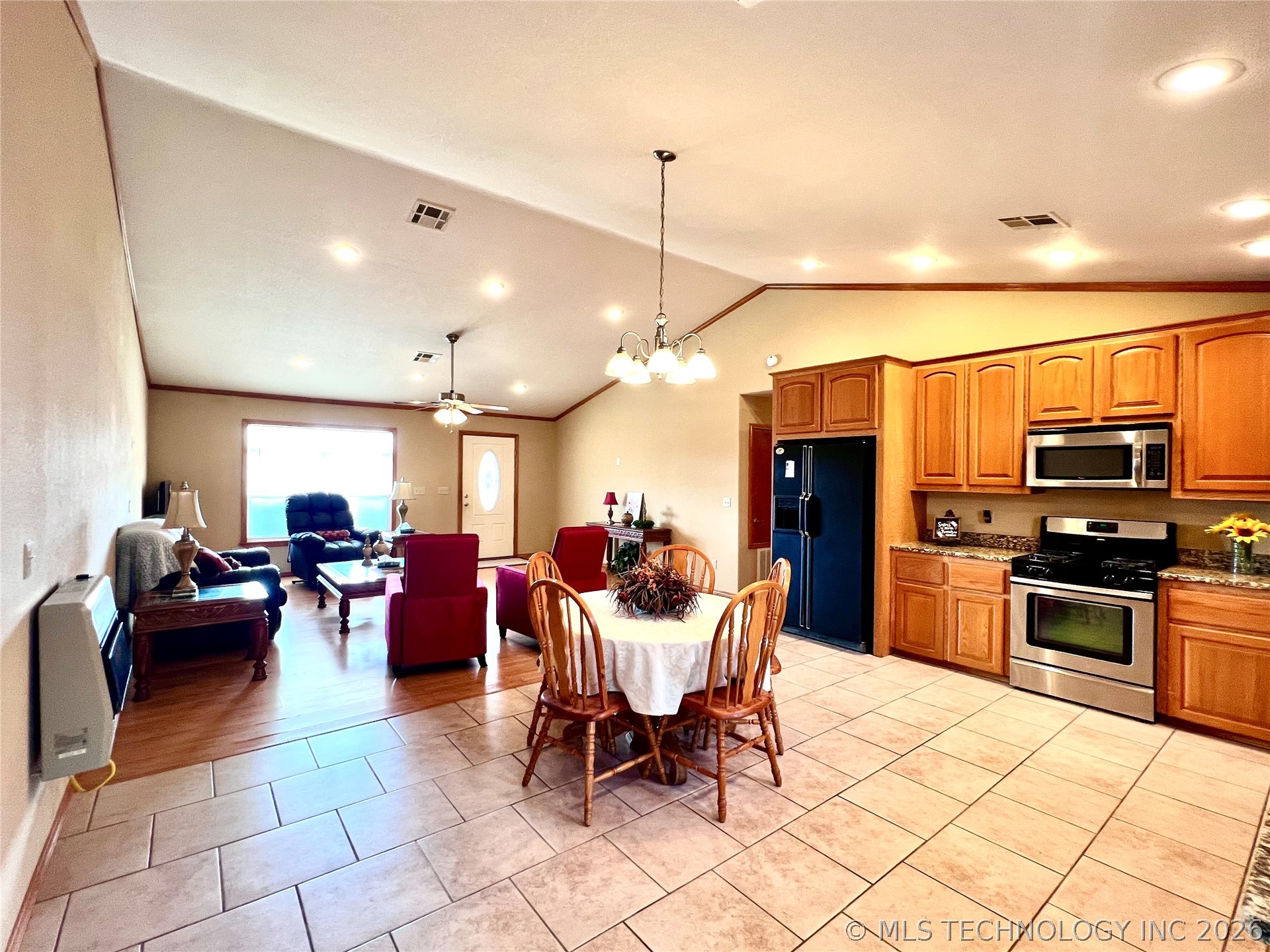 354 Rock Creek Drive Property Photo 13