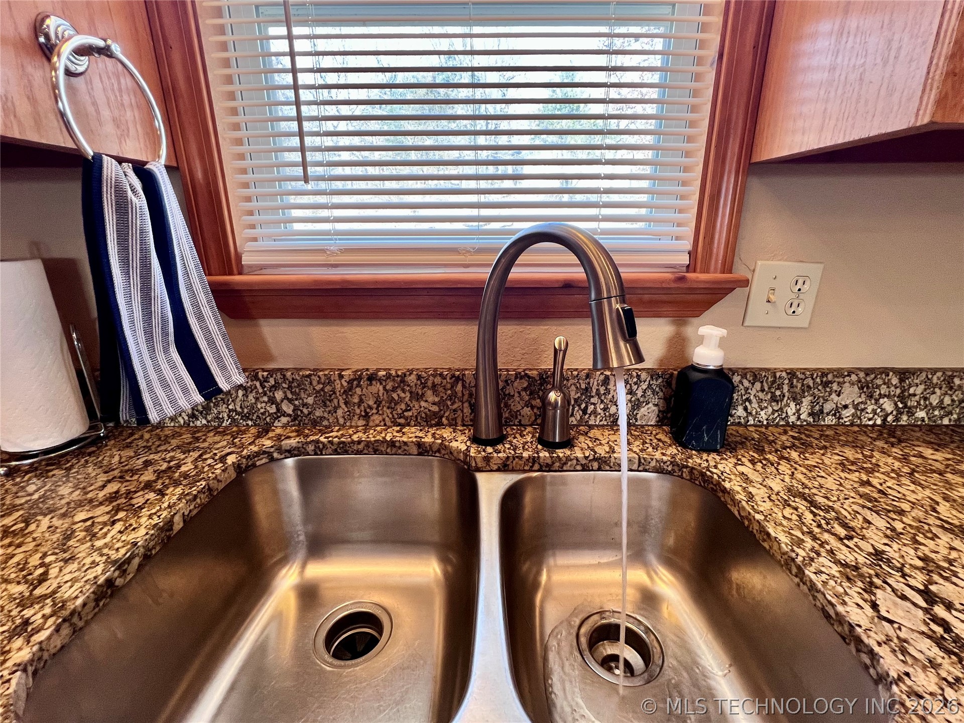 354 Rock Creek Drive Property Photo 16