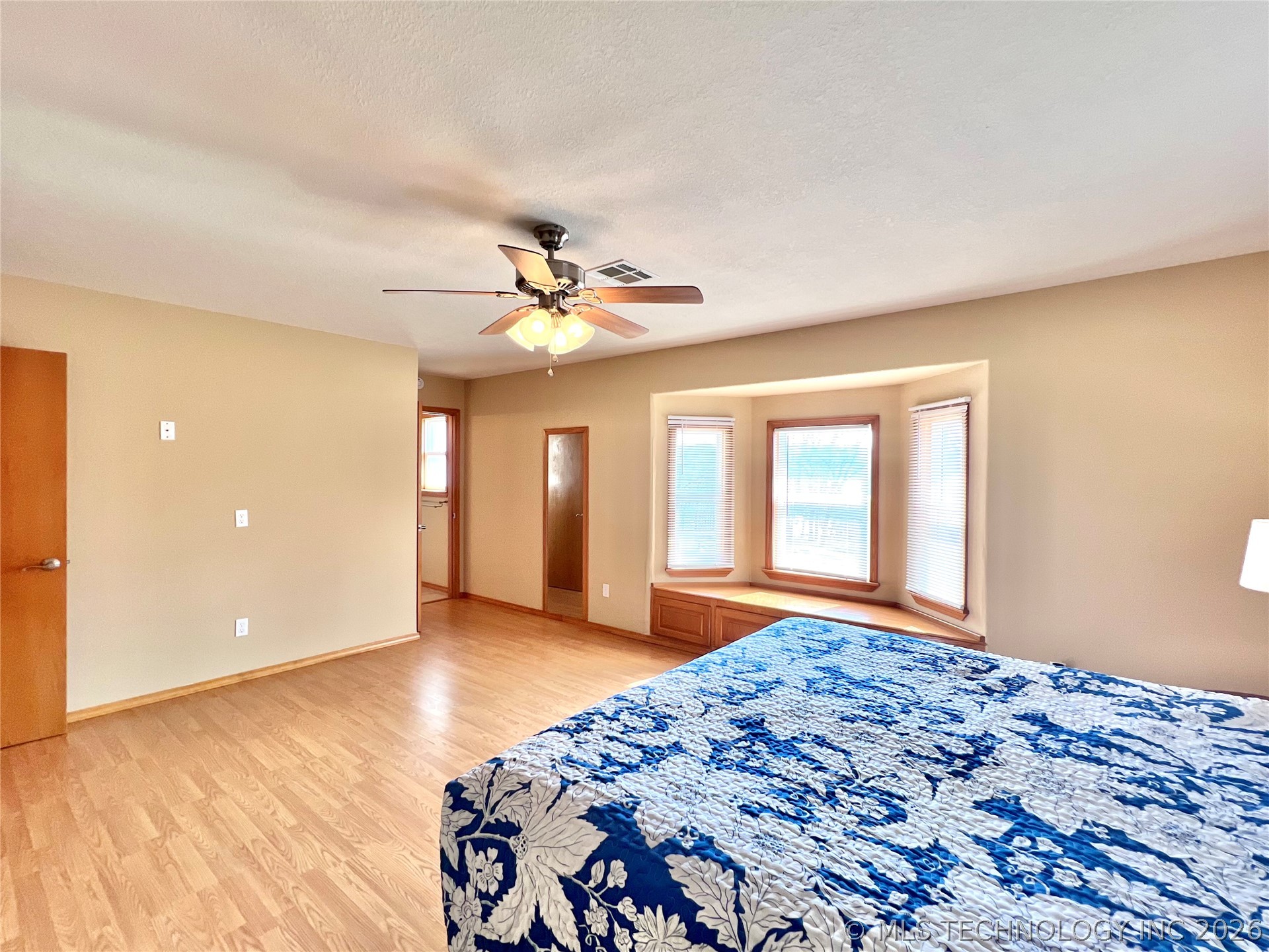 354 Rock Creek Drive Property Photo 31