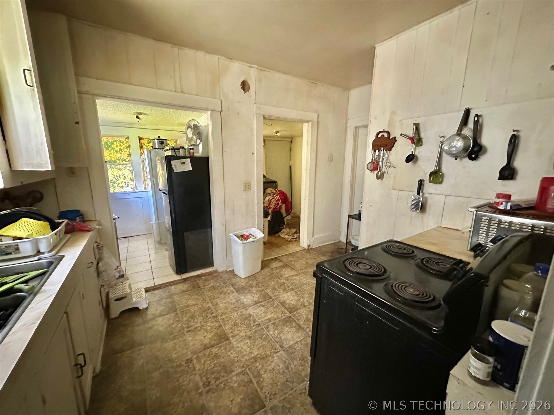 415 W Adams Avenue Property Photo 6