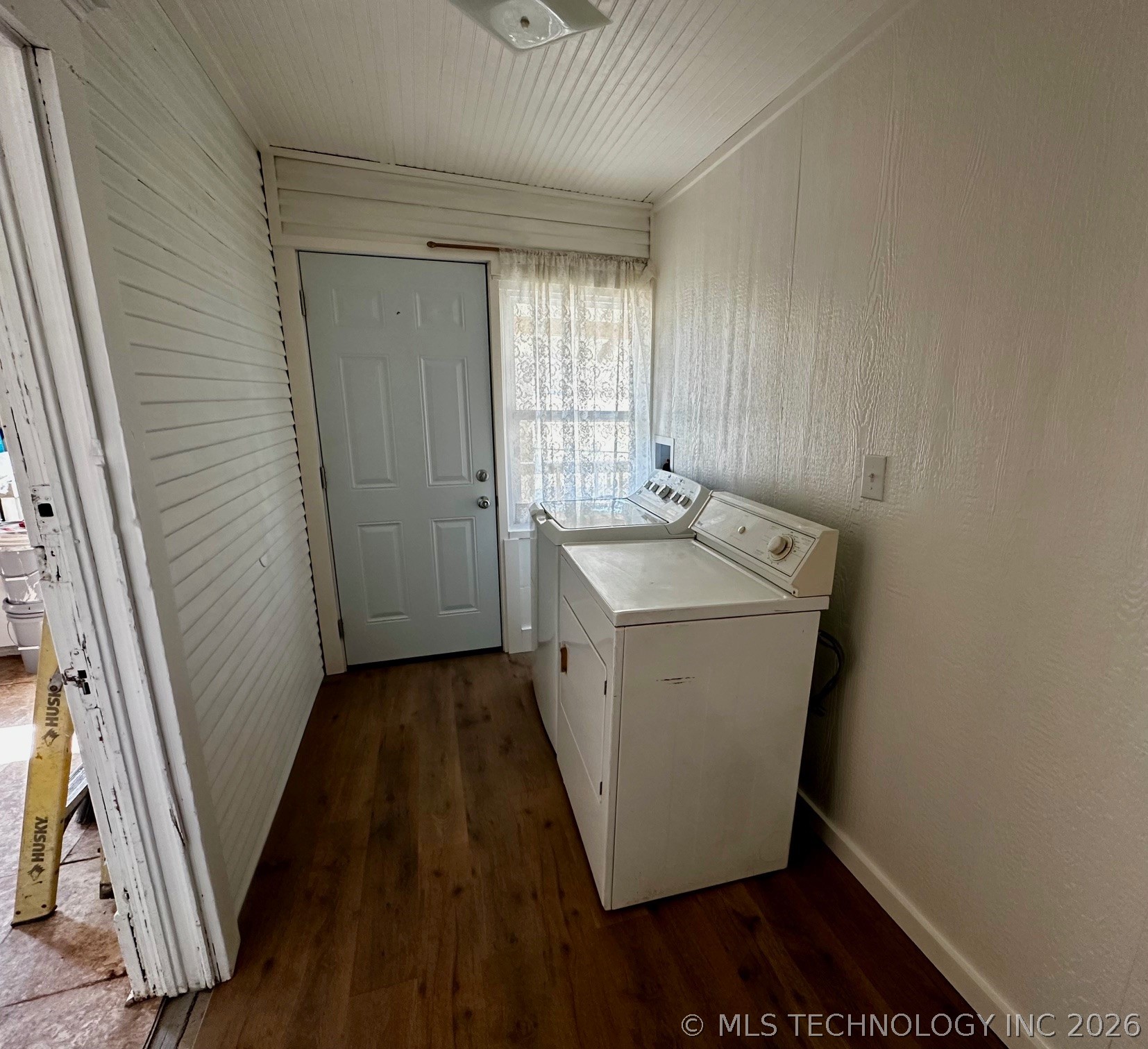 425 N 2nd Street Property Photo 14