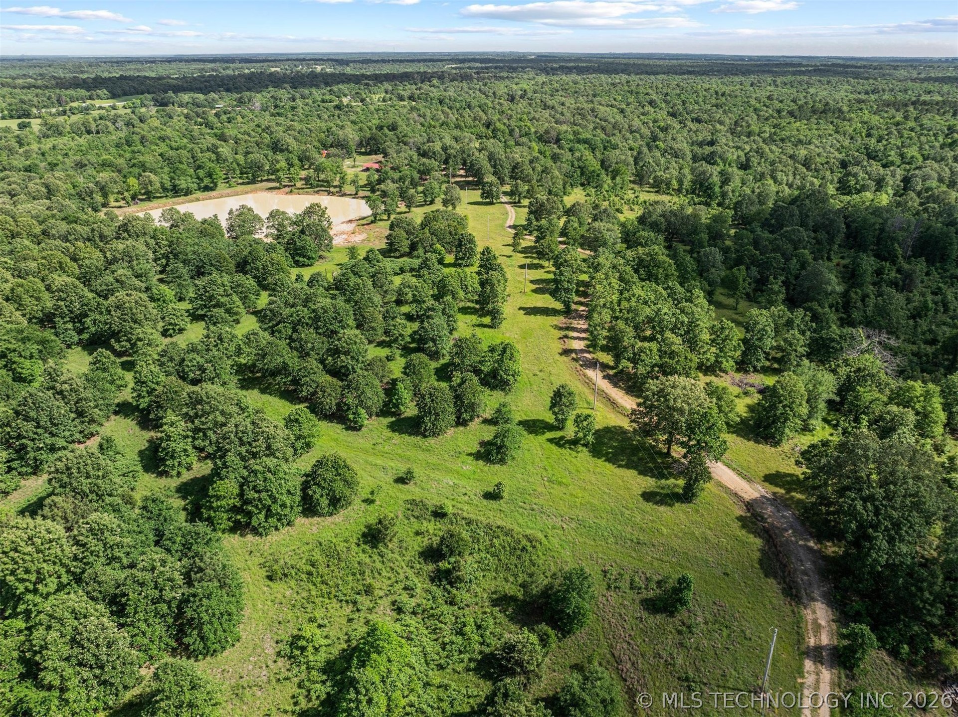 1942 E 1970 Road Property Photo 3