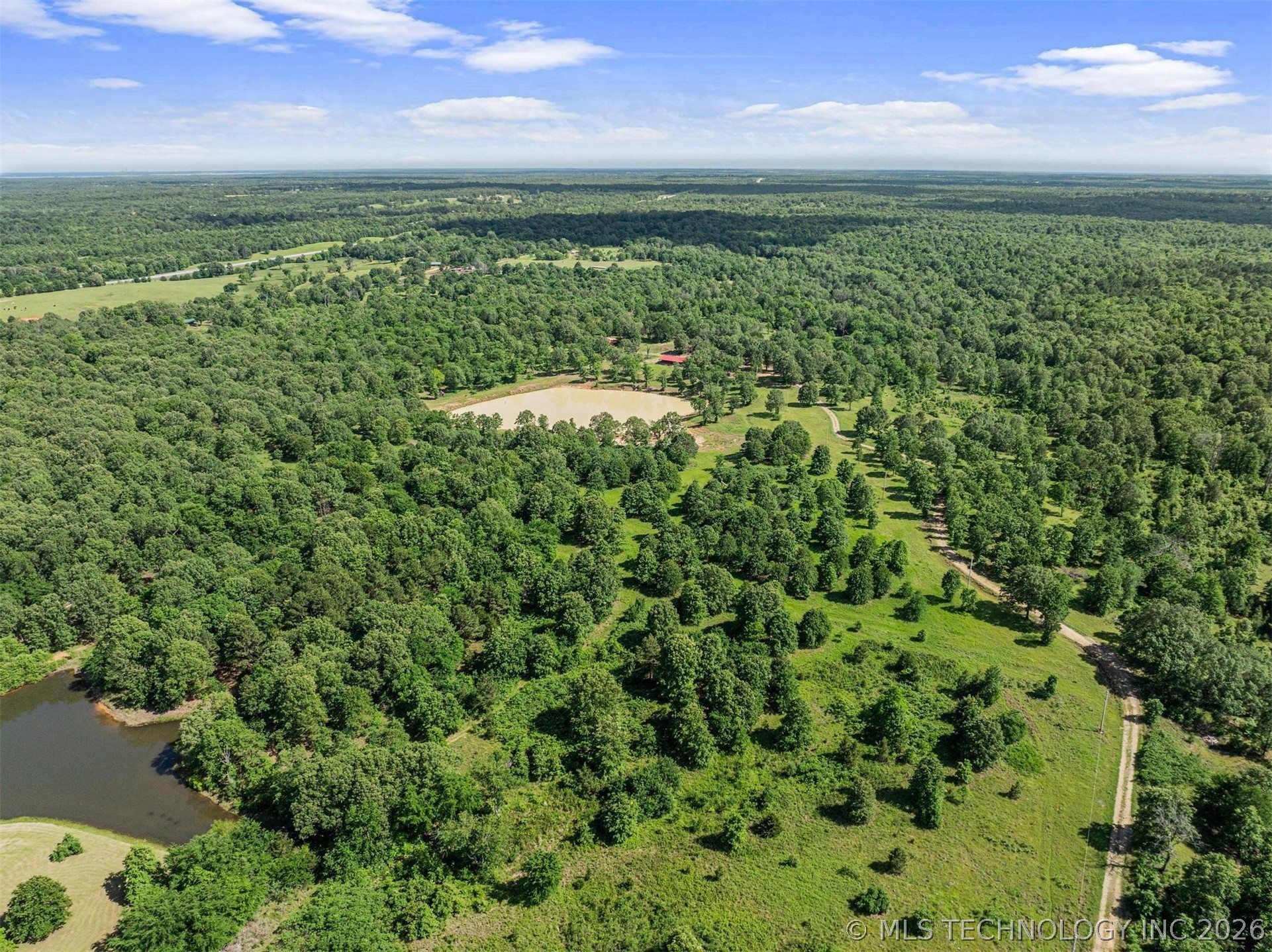 1942 E 1970 Road Property Photo 5