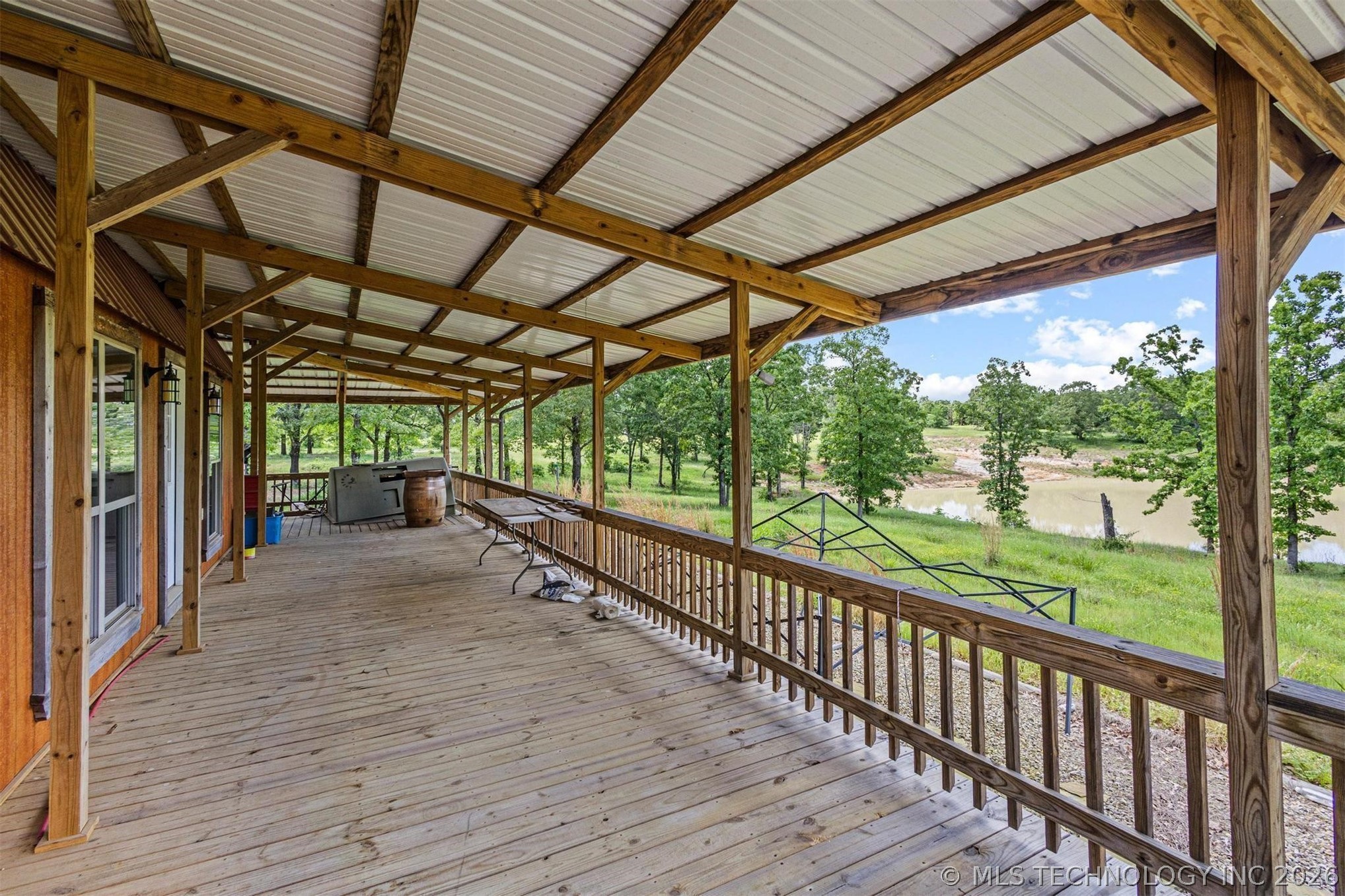 1942 E 1970 Road Property Photo 7