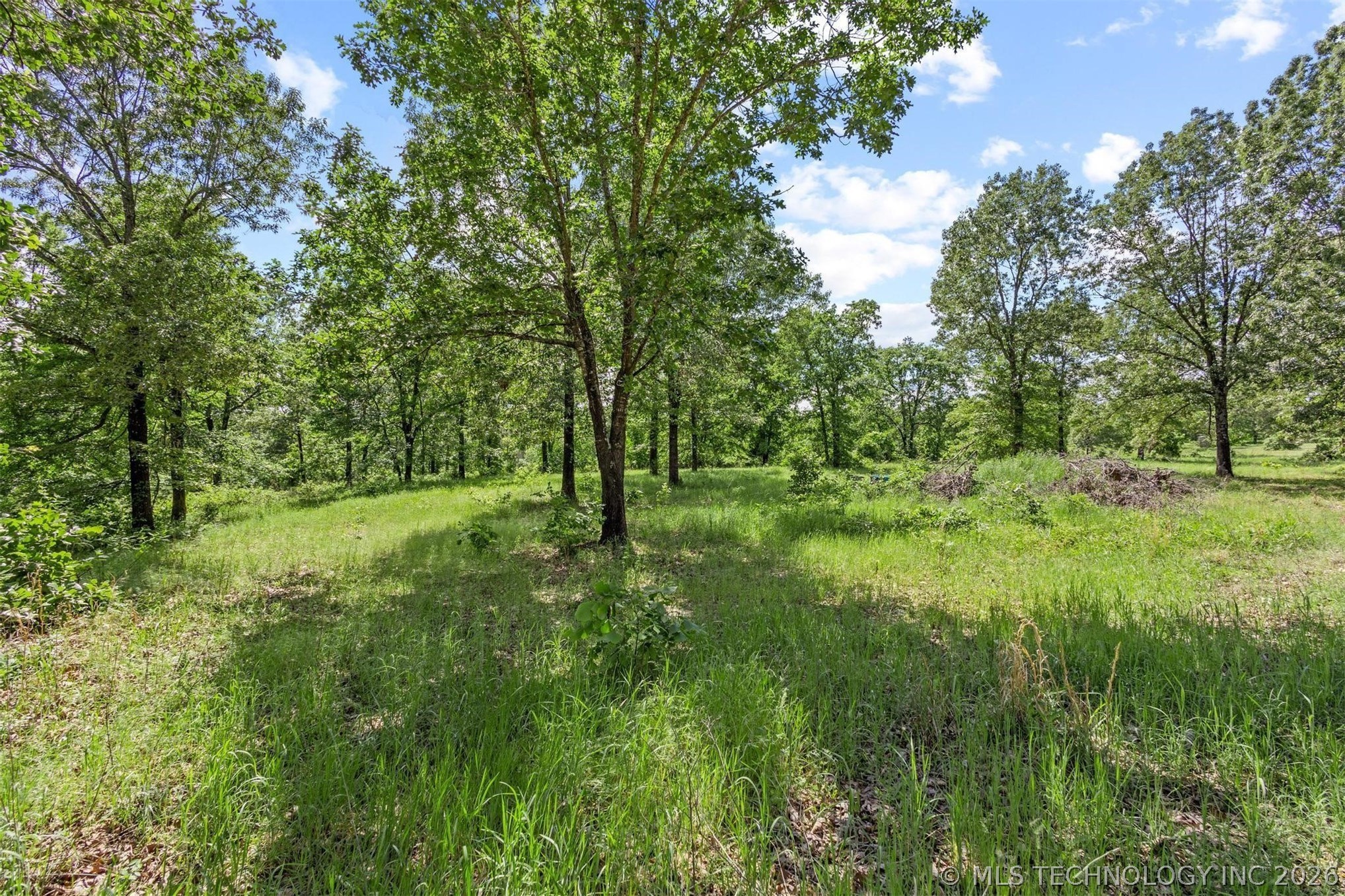 1942 E 1970 Road Property Photo 23