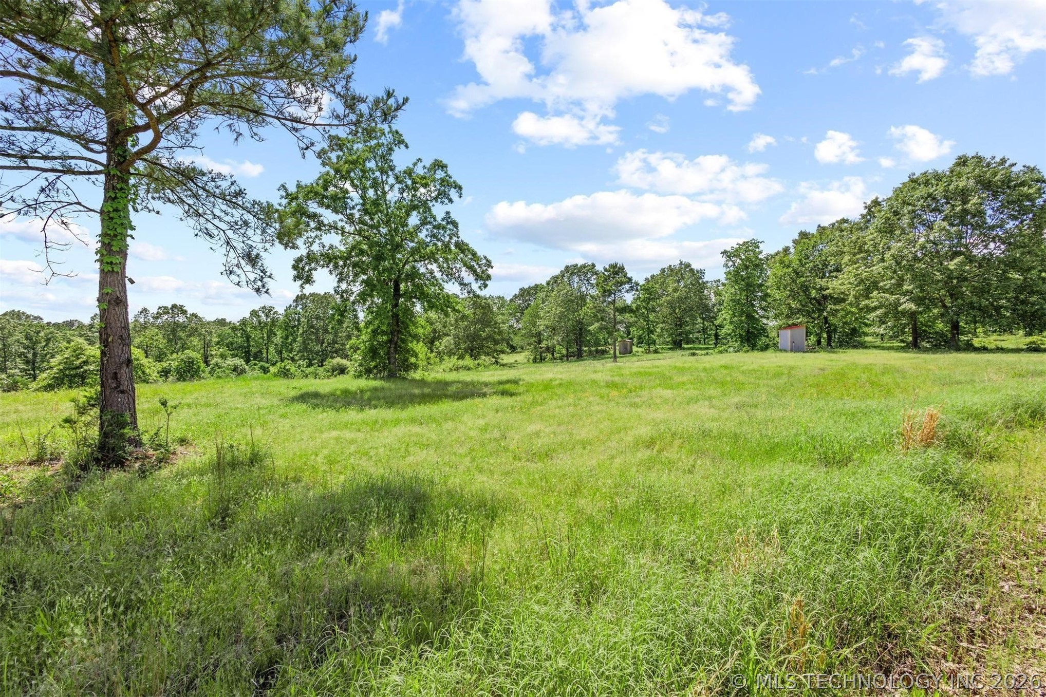 1942 E 1970 Road Property Photo 26