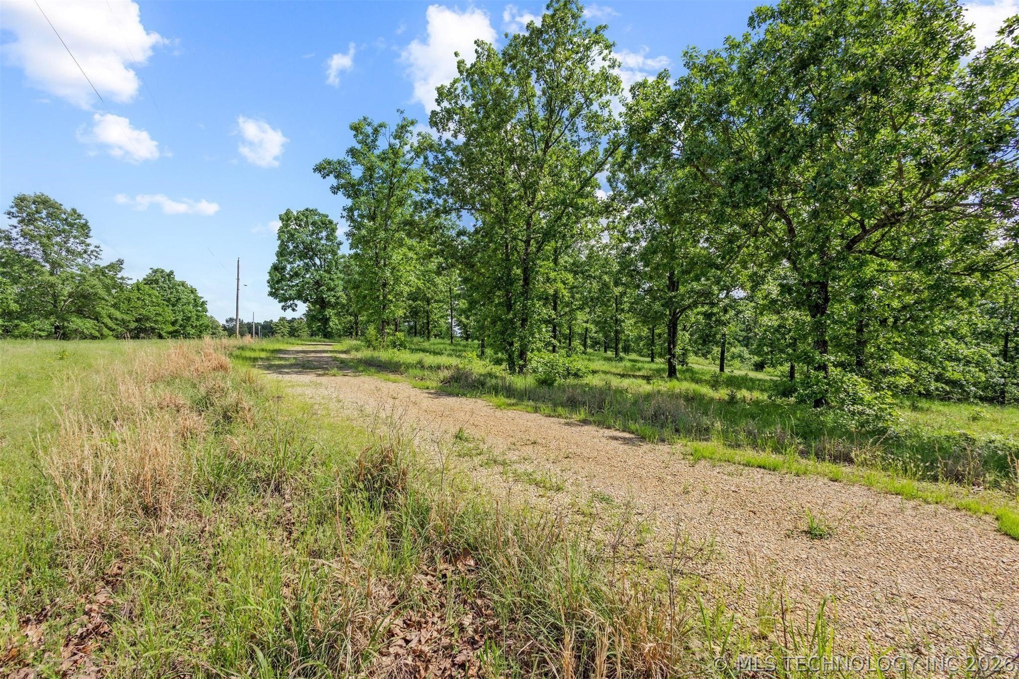 1942 E 1970 Road Property Photo 30