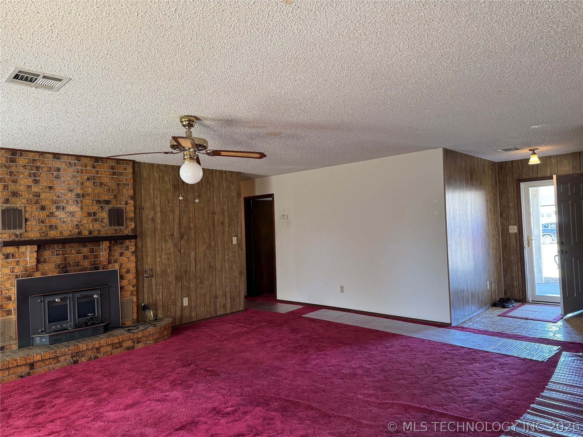 500 E Tennessee Avenue Property Photo 3