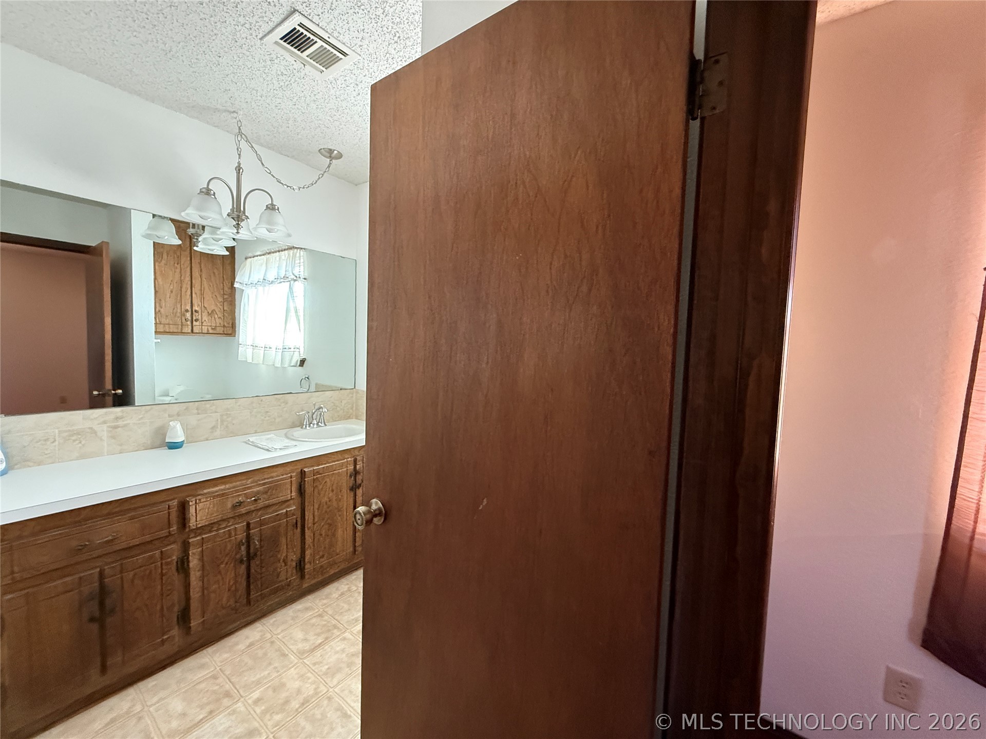 500 E Tennessee Avenue Property Photo 26
