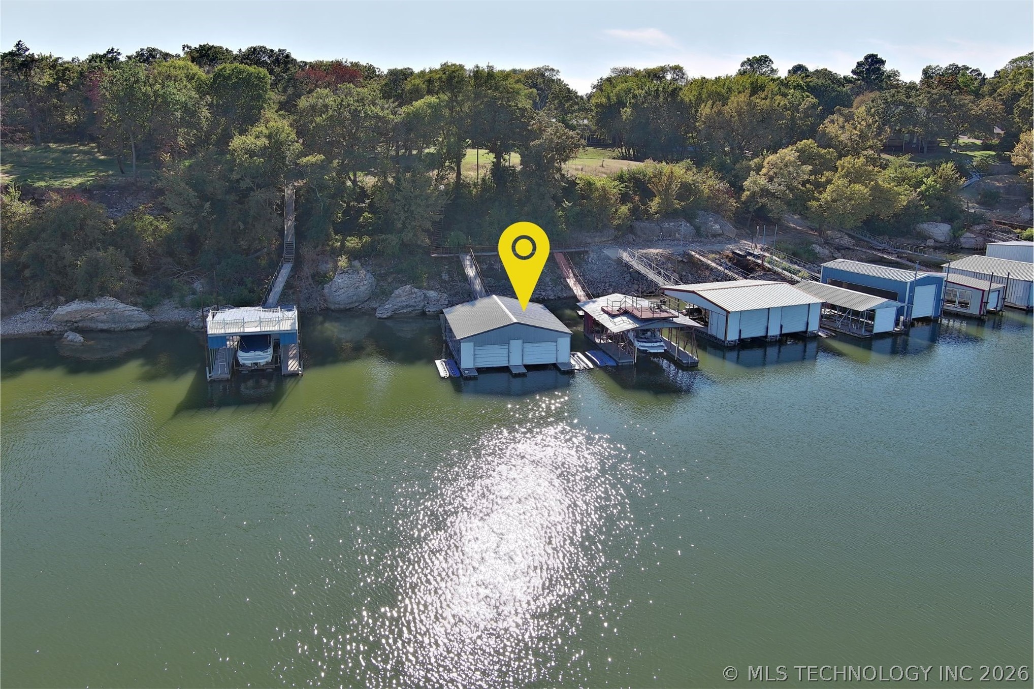 4410 Lakeshore Property Photo 5