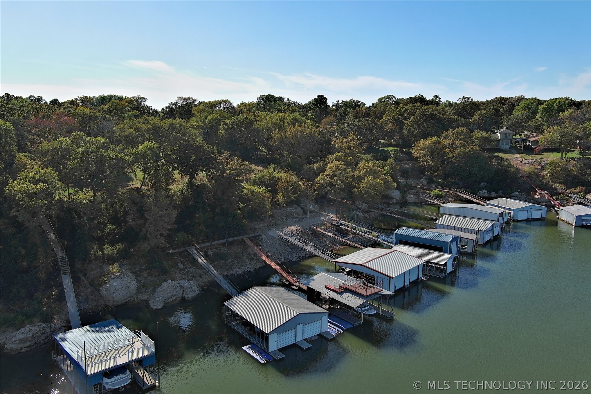 4410 Lakeshore Property Photo 7