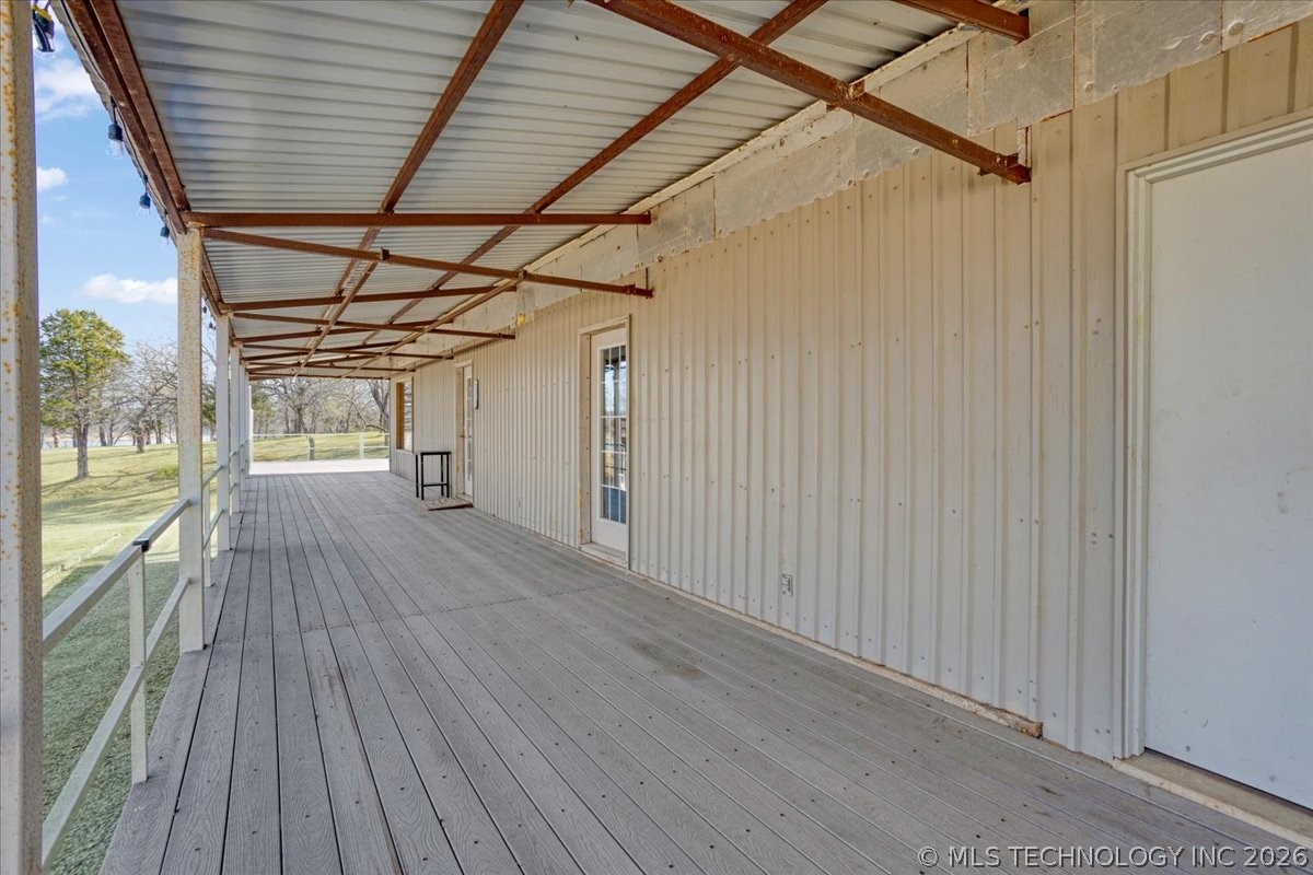 4410 Lakeshore Property Photo 13