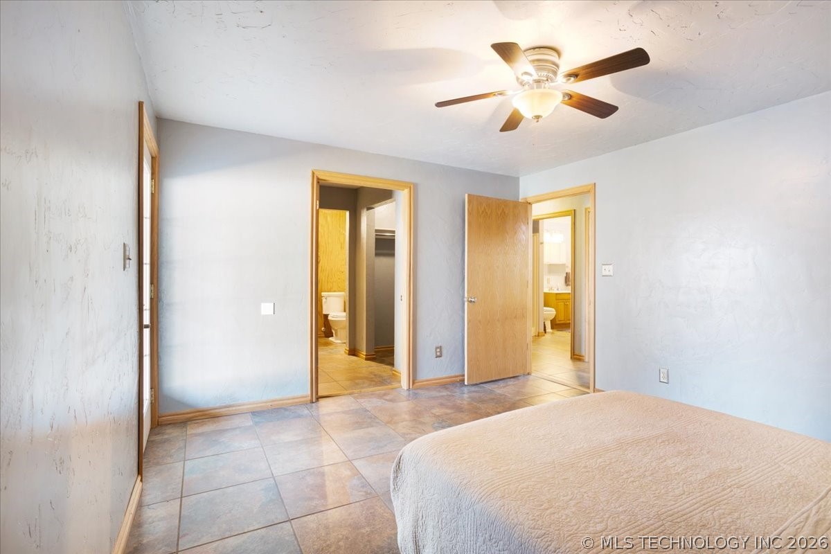 4410 Lakeshore Property Photo 26