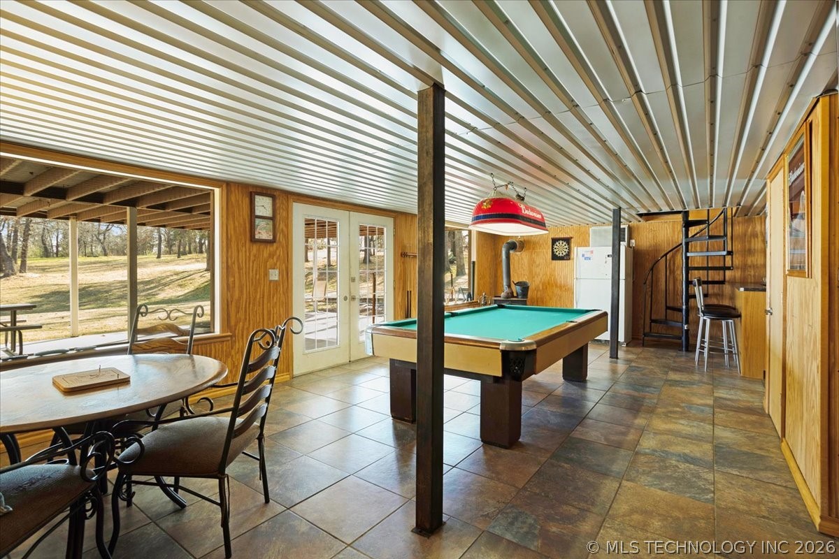 4410 Lakeshore Property Photo 35