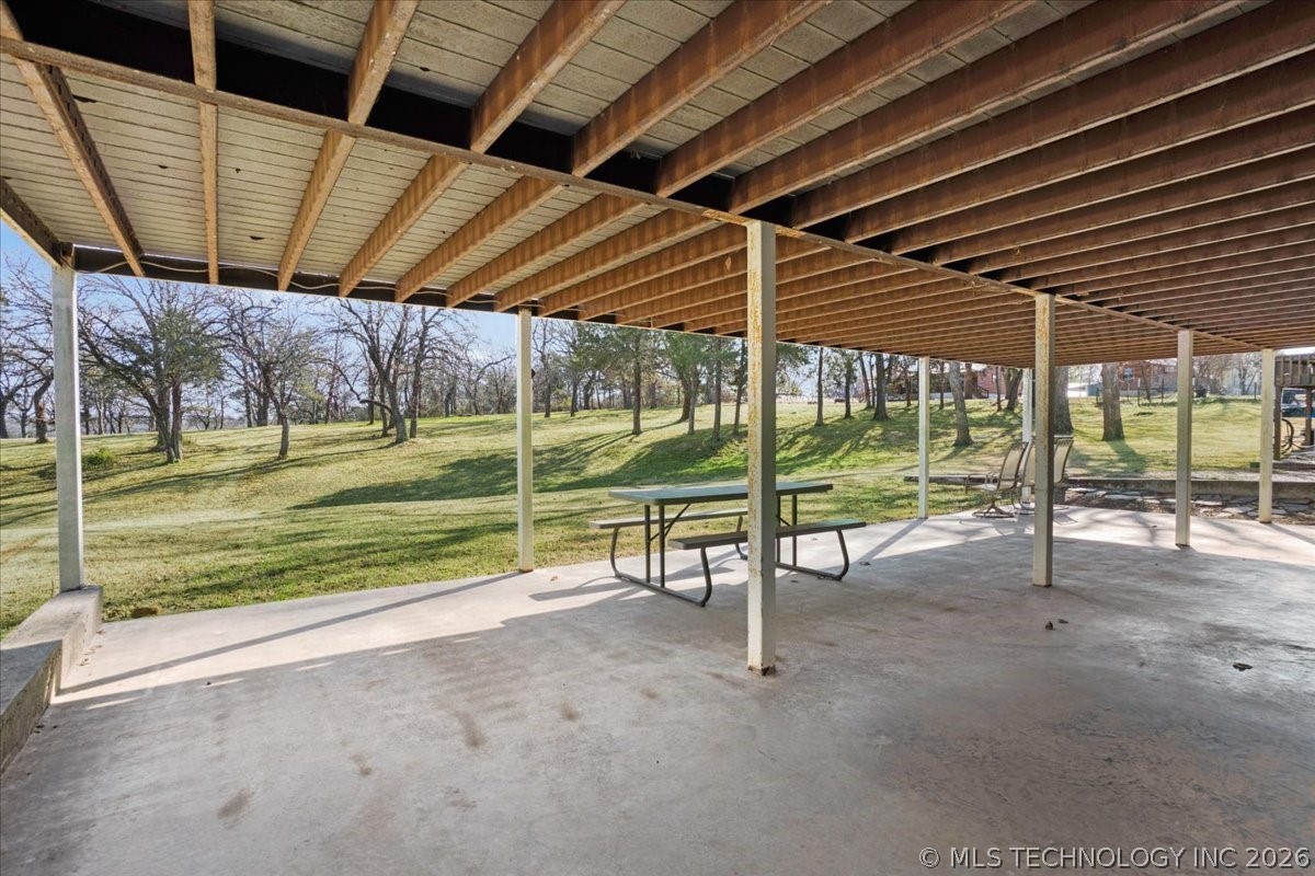 4410 Lakeshore Property Photo 41
