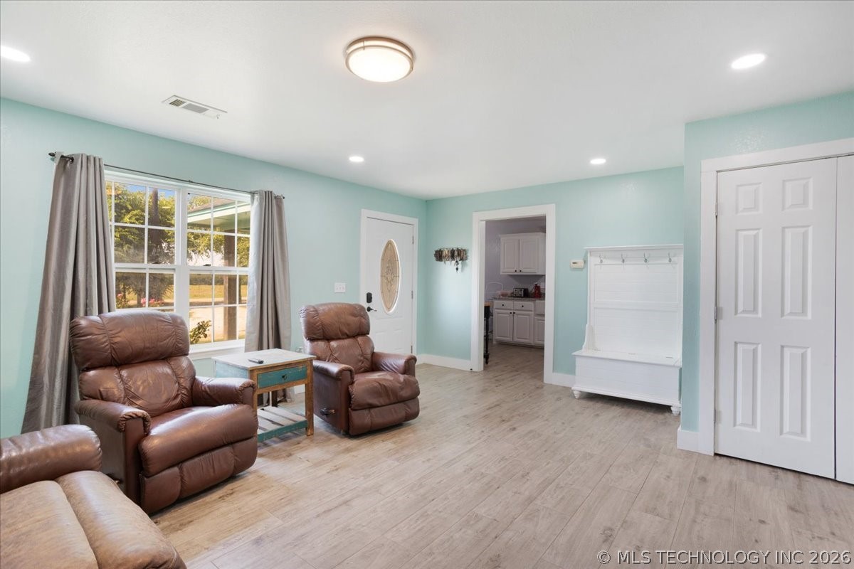 1355 Armstrong Academy Property Photo 13