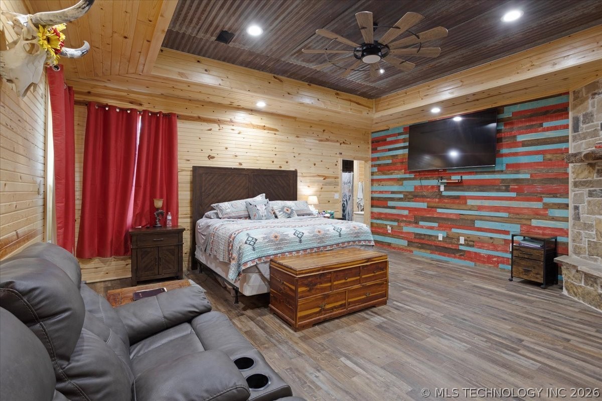 1355 Armstrong Academy Property Photo 27