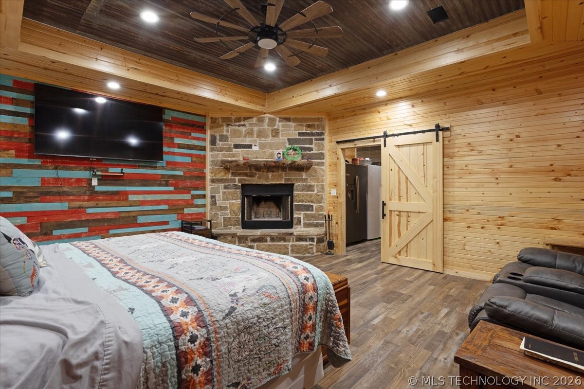 1355 Armstrong Academy Property Photo 34