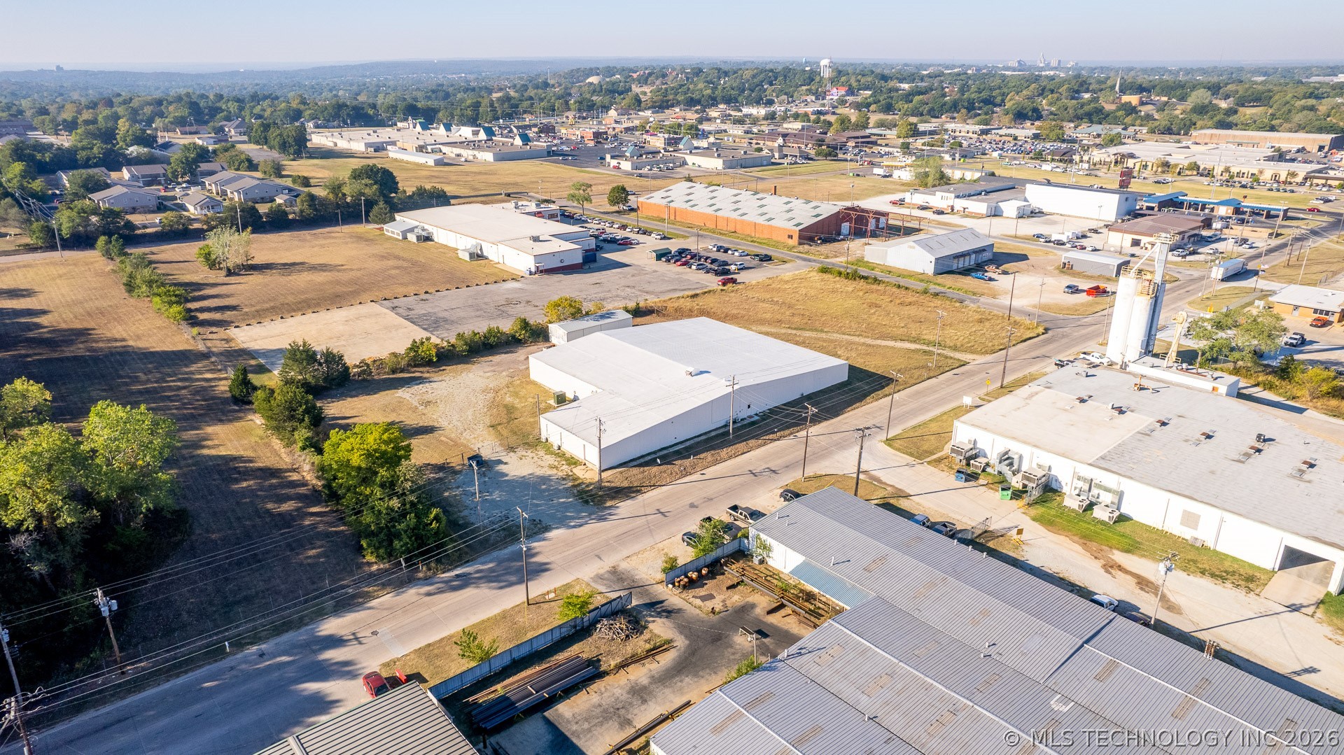 1911 A Street Property Photo 4