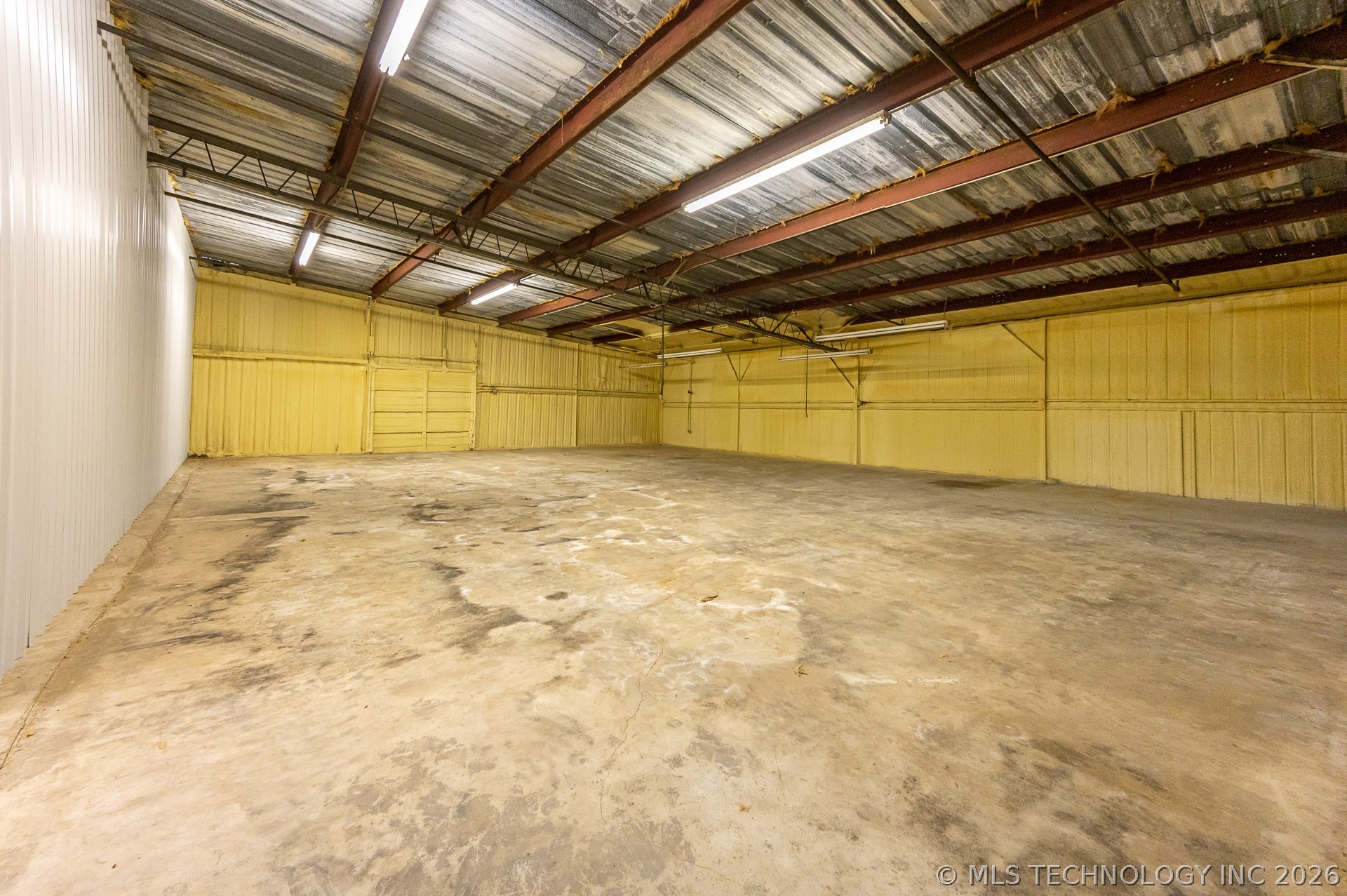 1911 A Street Property Photo 14