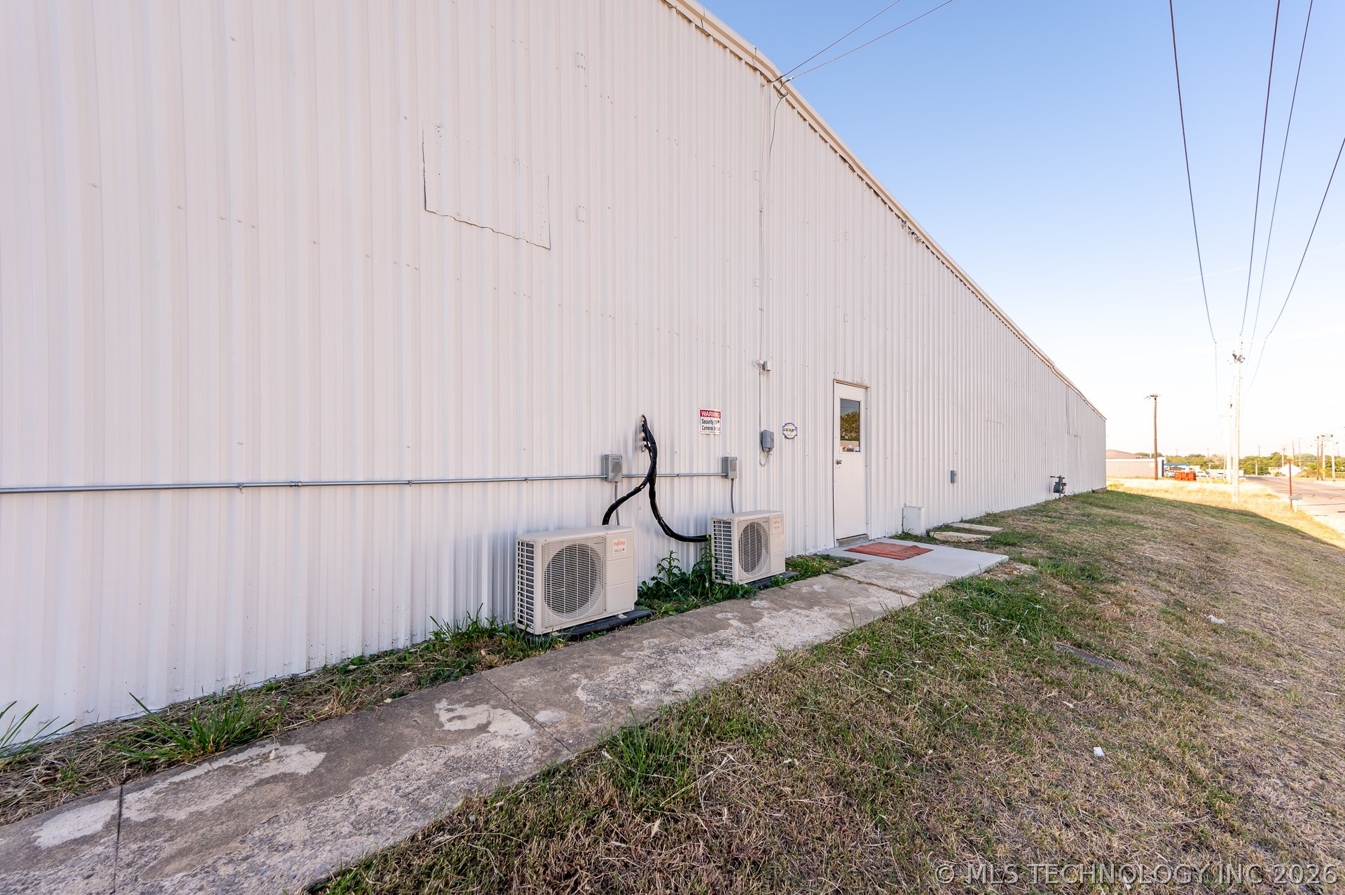 1911 A Street Property Photo 33