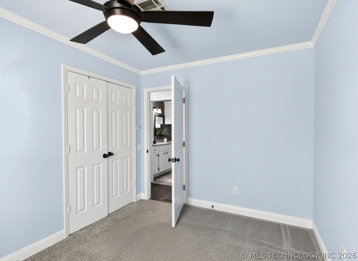 706 6th Avenue Property Photo 22