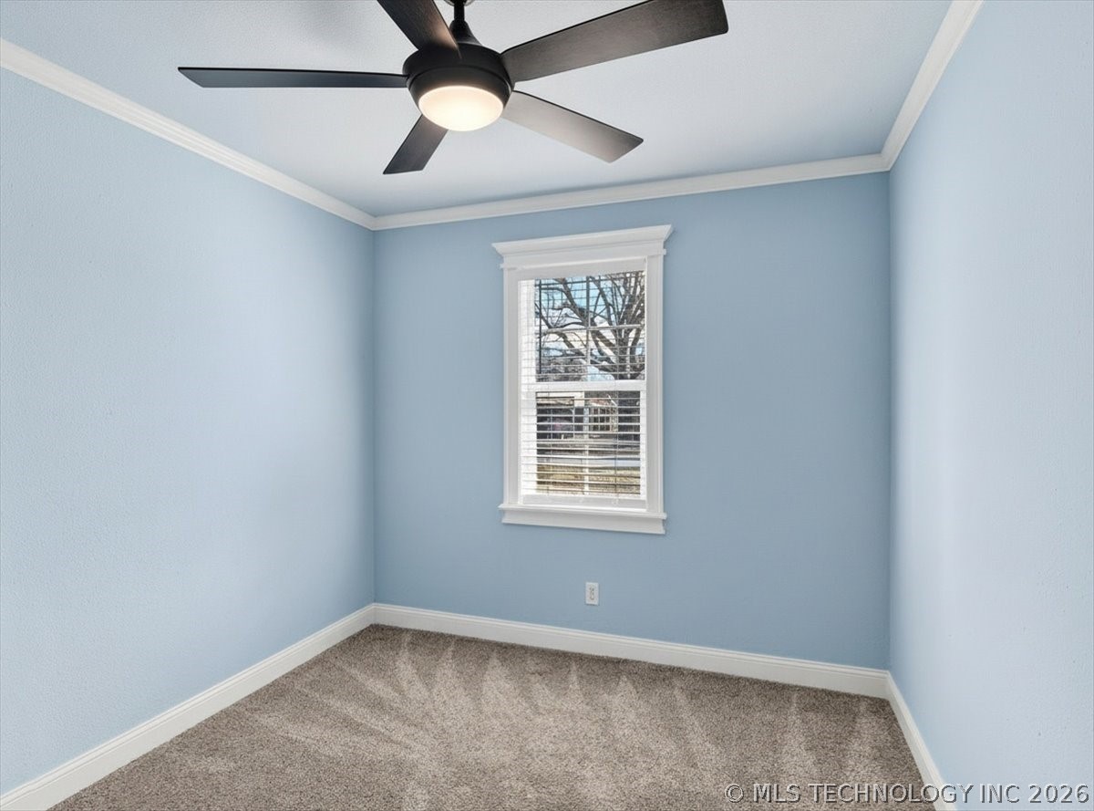 706 6th Avenue Property Photo 23